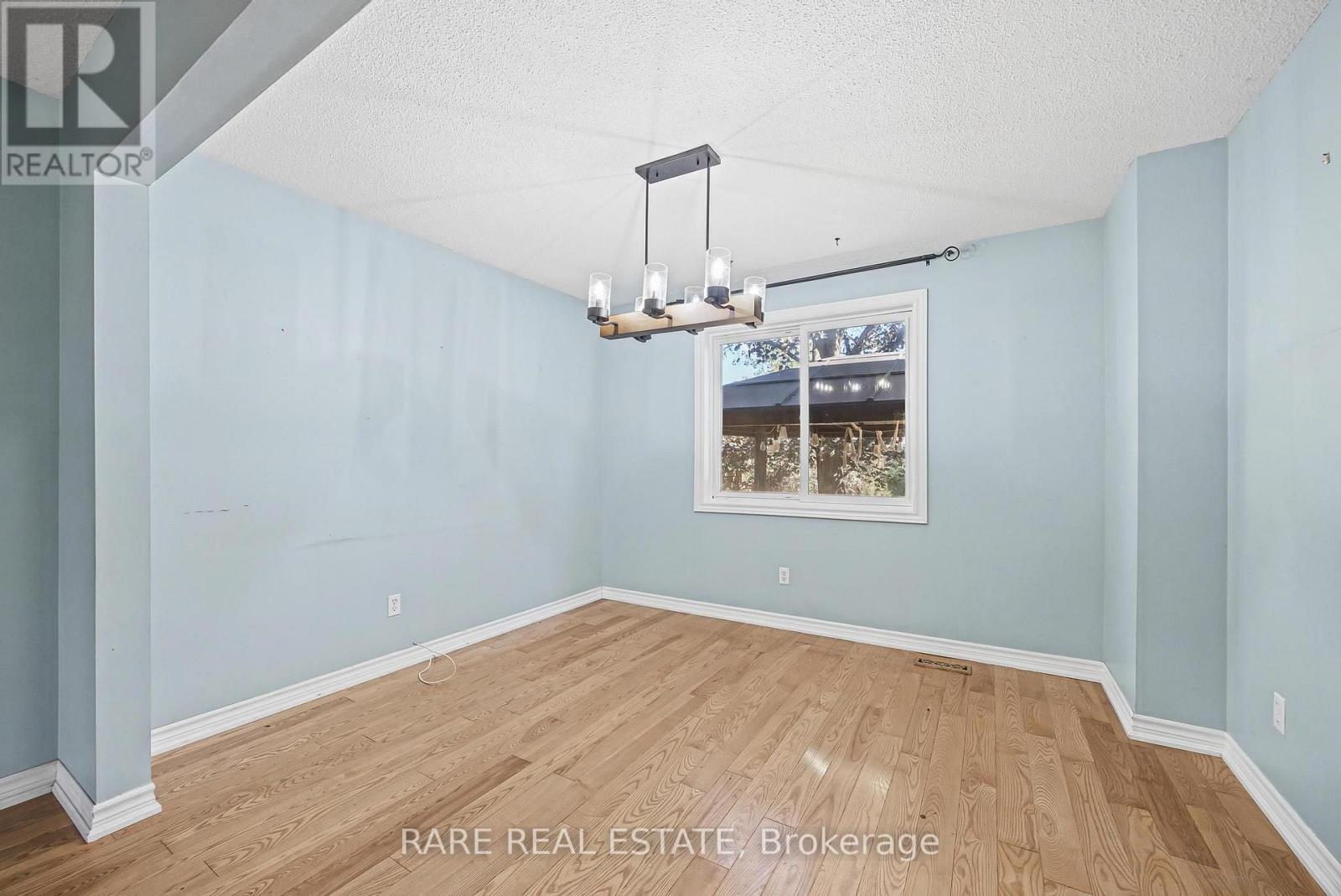 17 Glaceport Avenue Property Photo 5