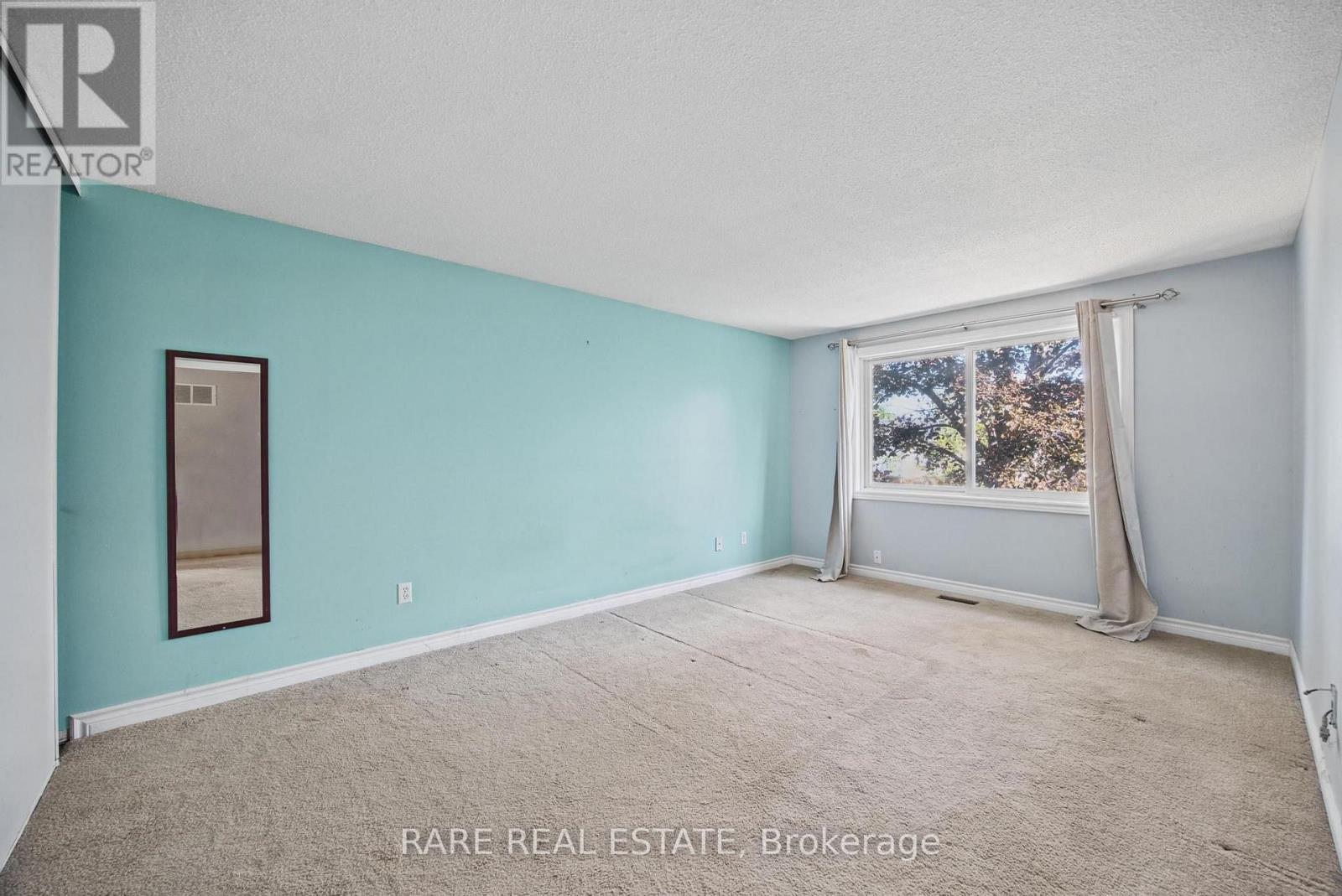 17 Glaceport Avenue Property Photo 12