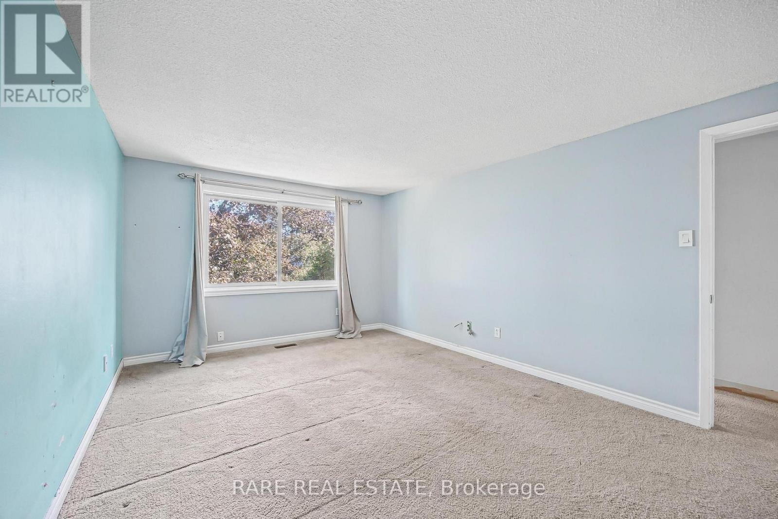 17 Glaceport Avenue Property Photo 13