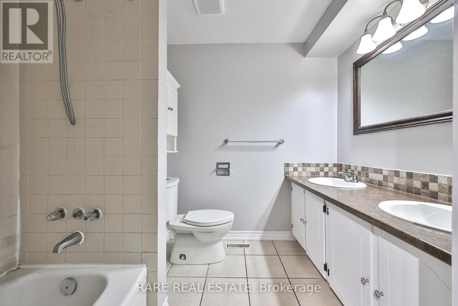 17 Glaceport Avenue Property Photo 20