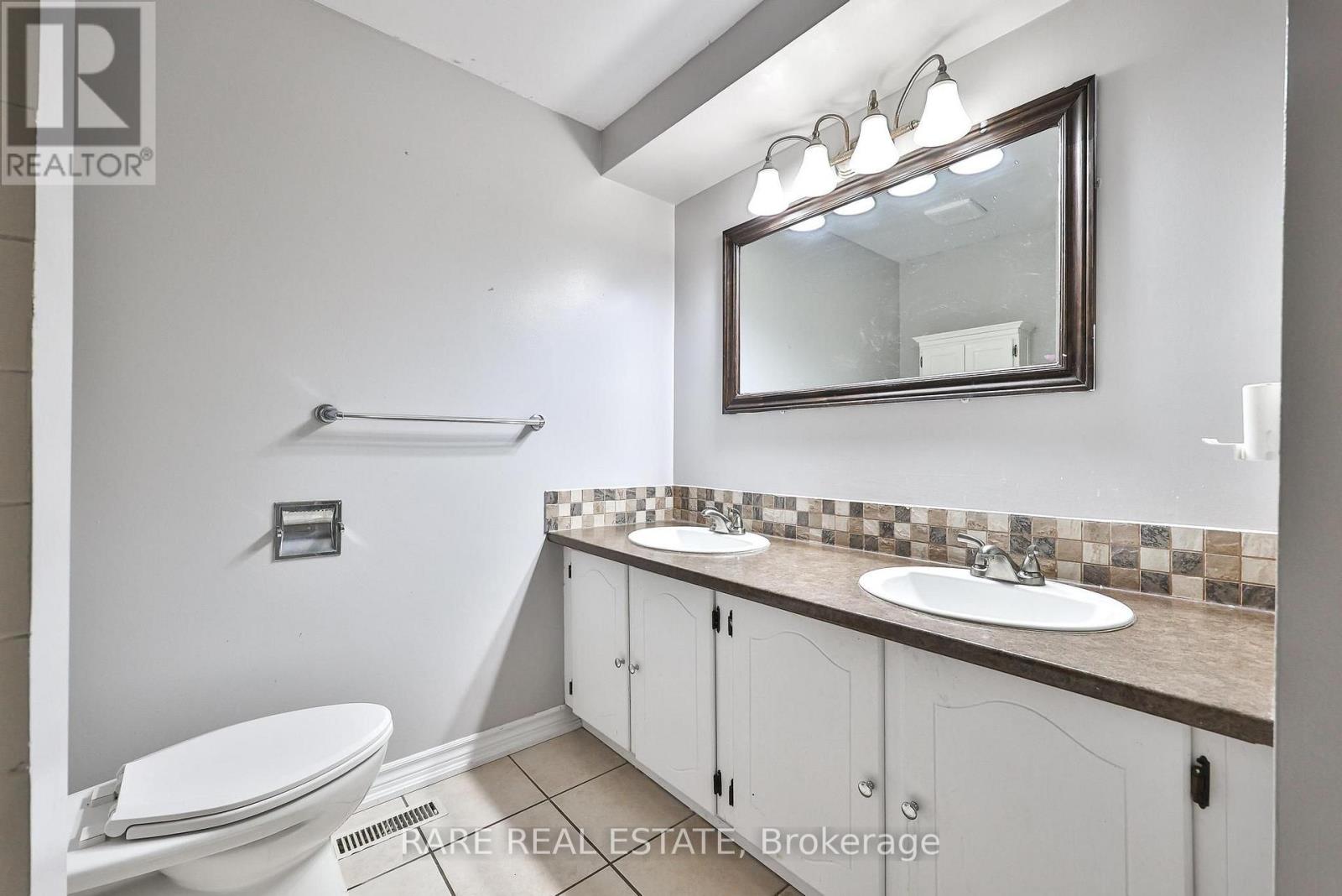17 Glaceport Avenue Property Photo 21