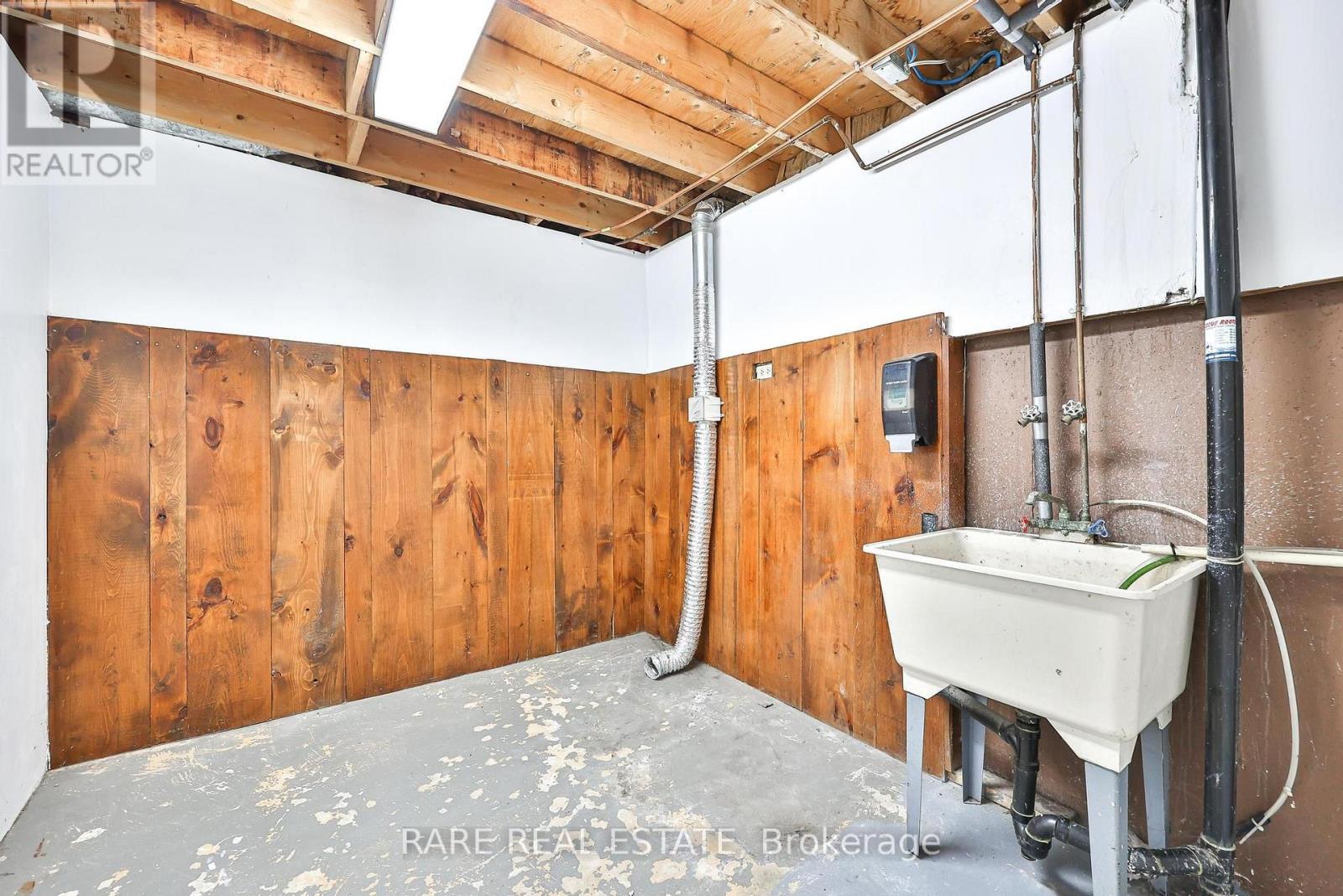 17 Glaceport Avenue Property Photo 26