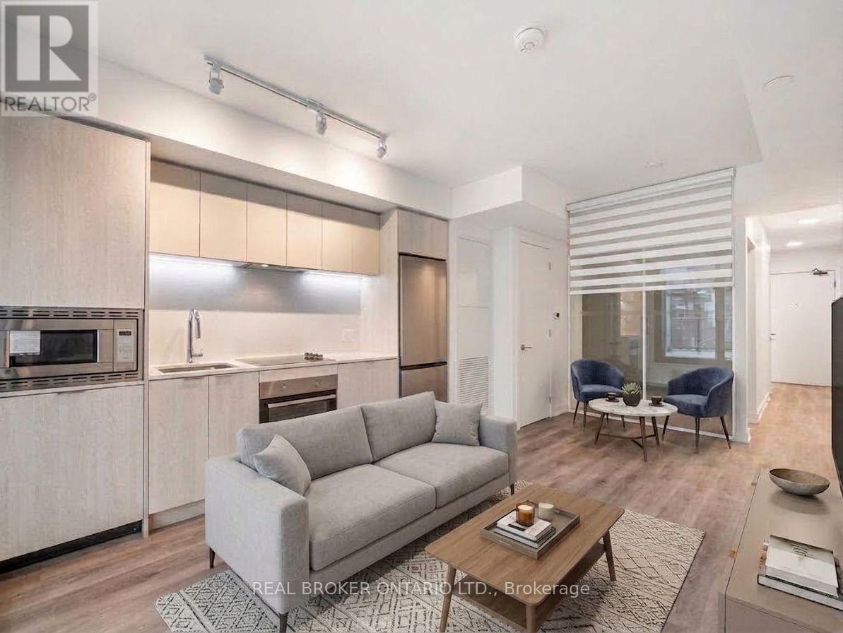 922 - 1 Jarvis Street E Property Photo 2