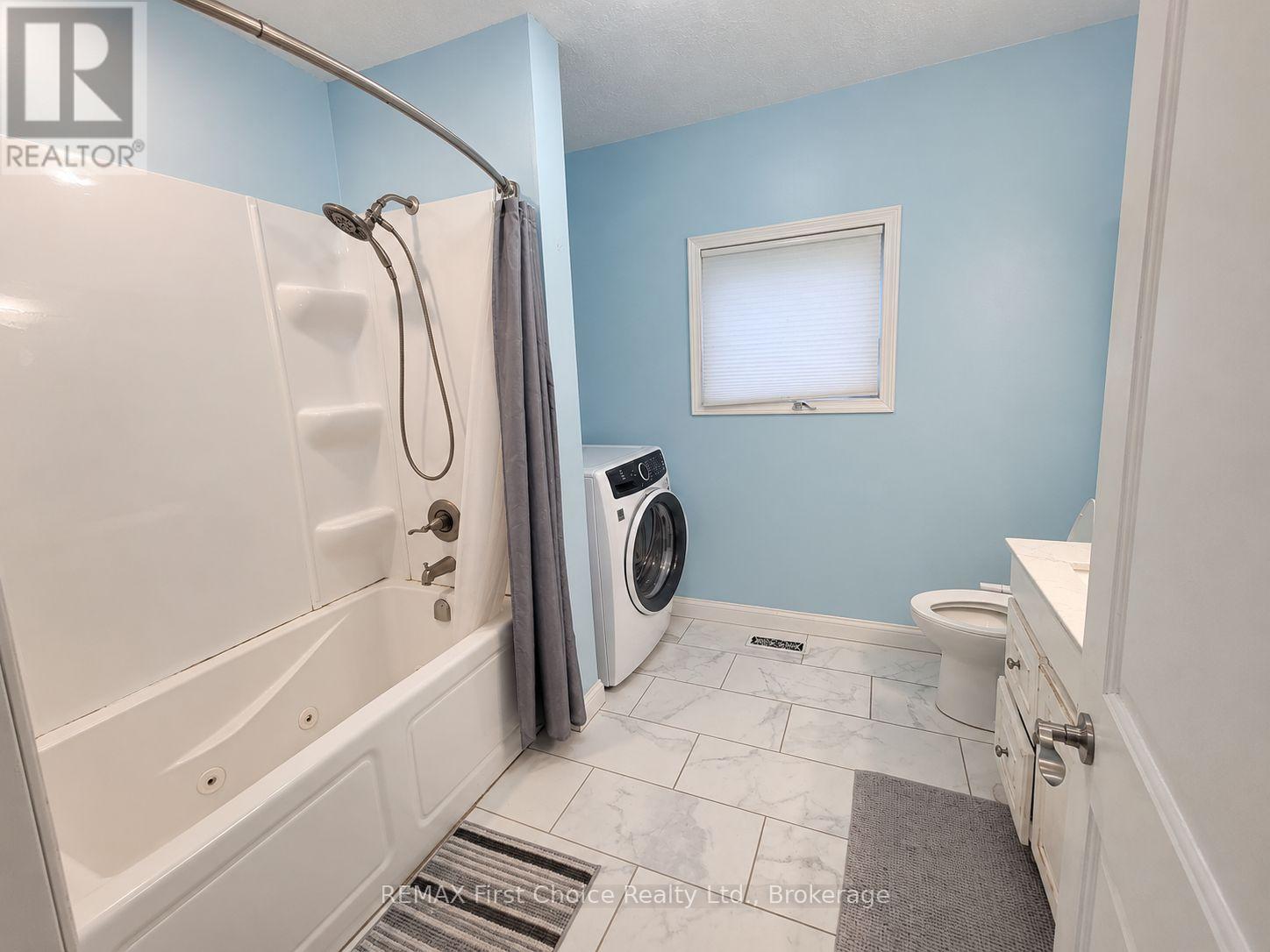 216 Second Street Street Property Photo 8