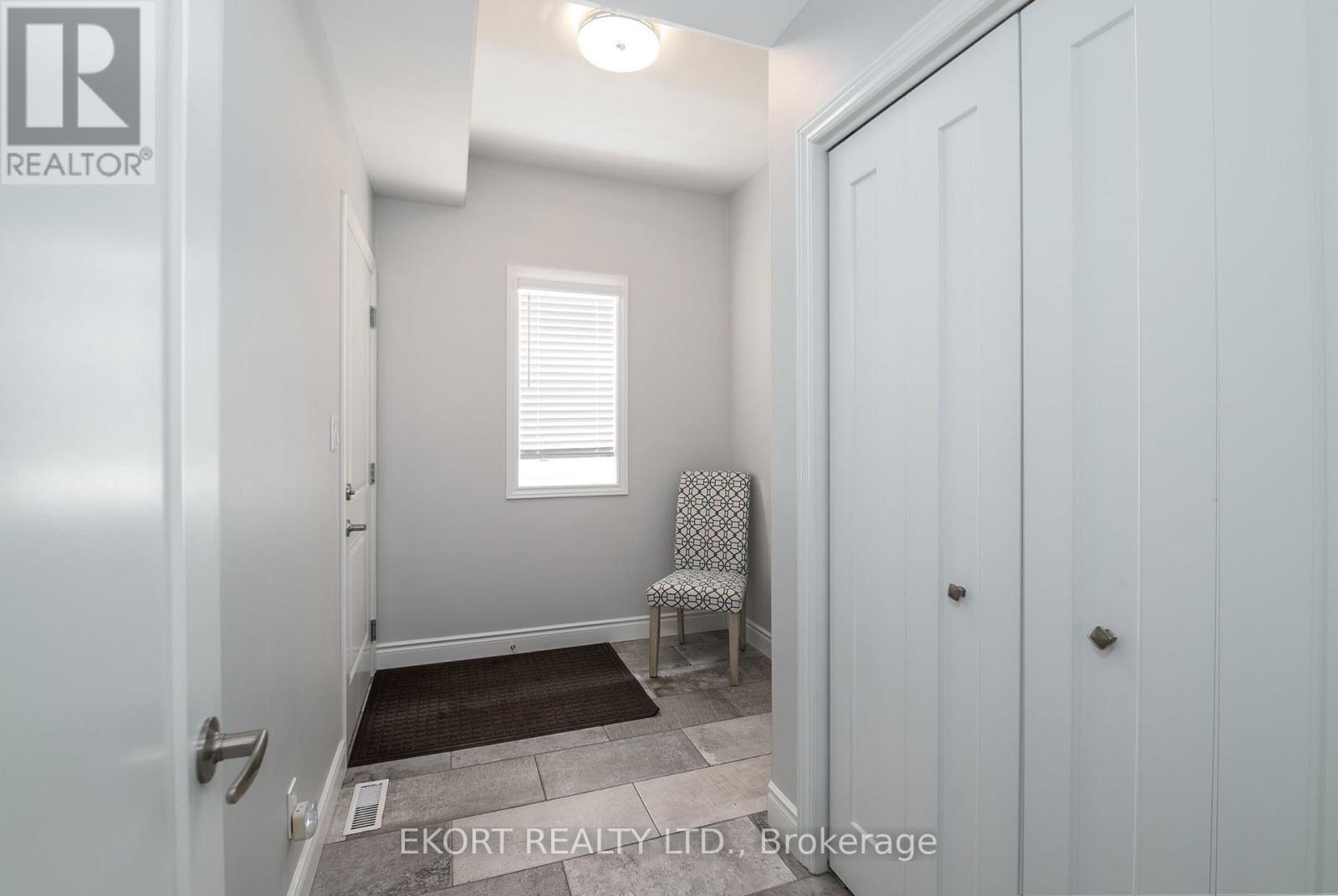 61 Hampton Ridge Drive Property Photo 15