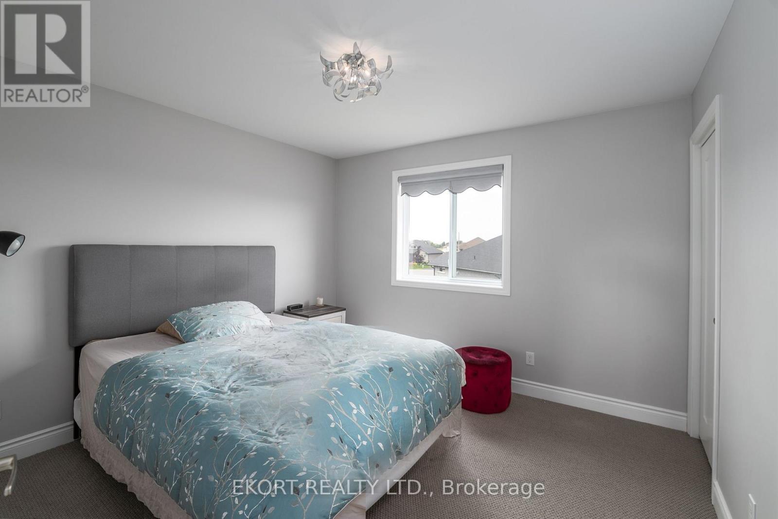 61 Hampton Ridge Drive Property Photo 24