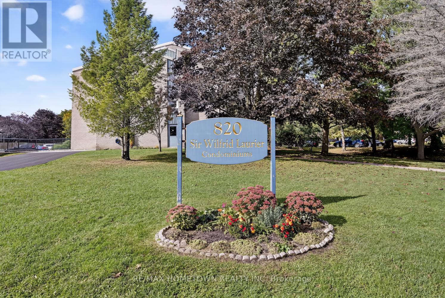 209 - 820 Laurier Boulevard Property Photo 2