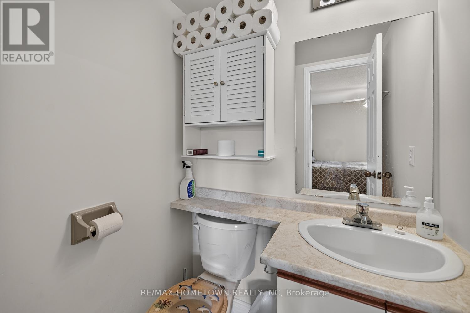 209 - 820 Laurier Boulevard Property Photo 18
