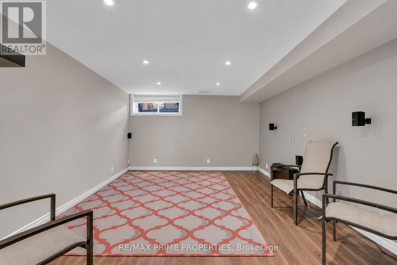 33 Inverkip Avenue Property Photo 28