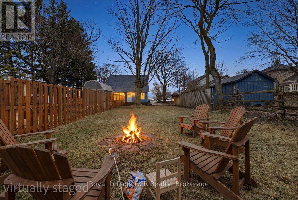 234 Elma Street E Property Photo 2