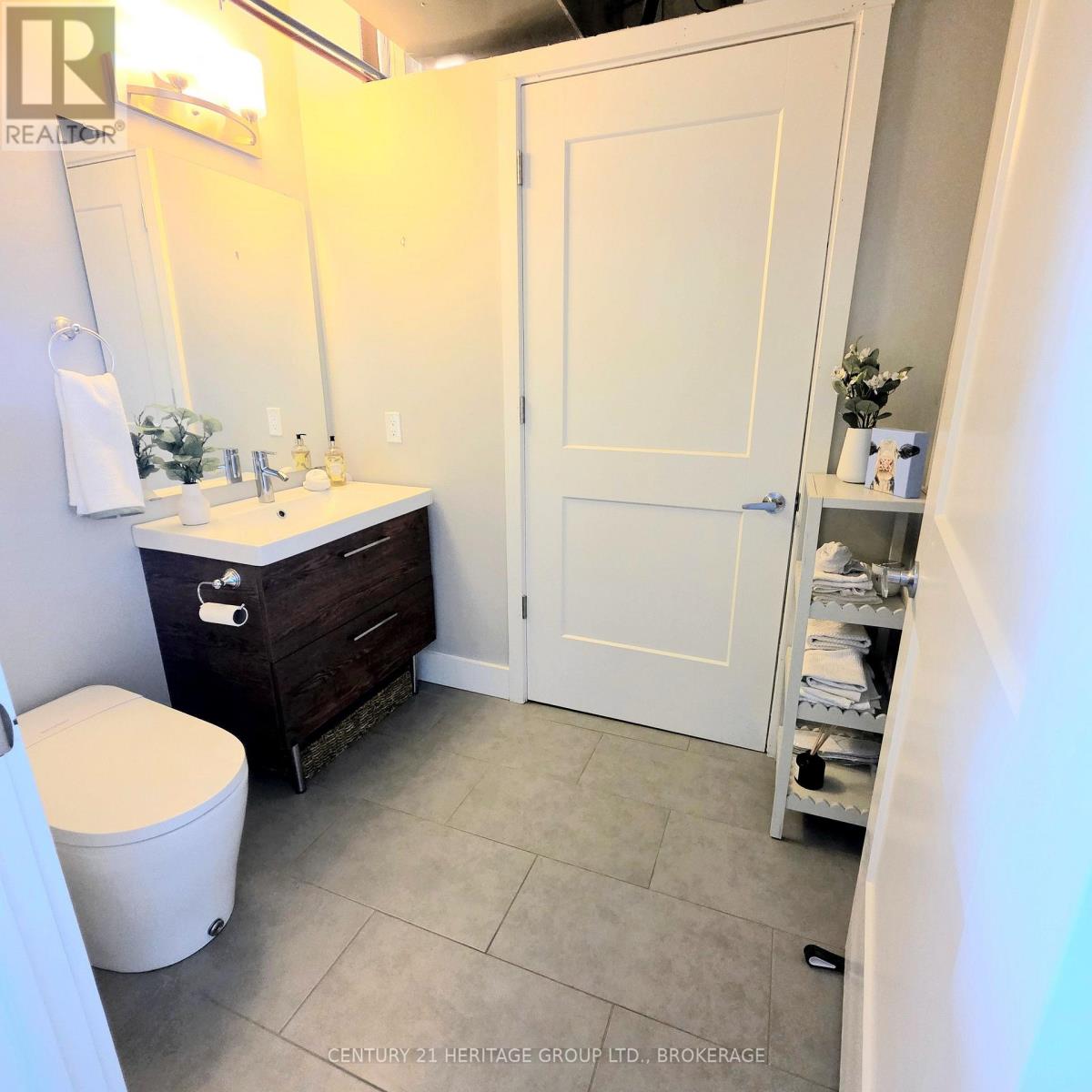 409 - 130 Water Street Property Photo 28