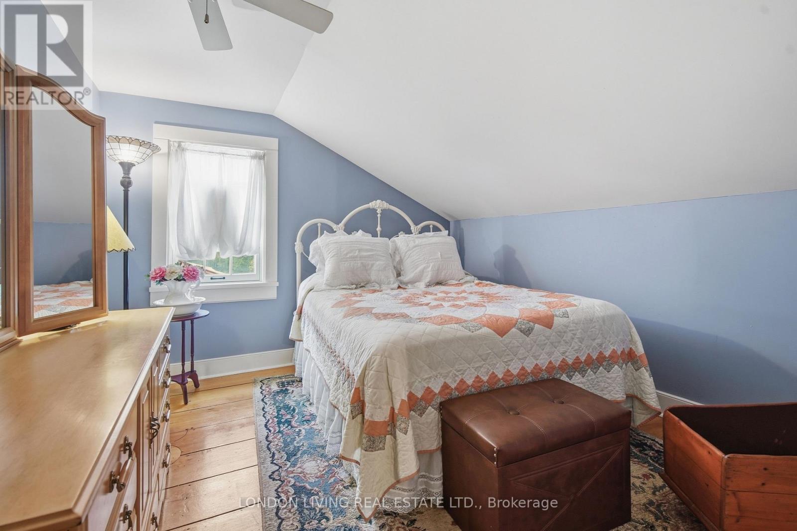 24 Centre Street Property Photo 24