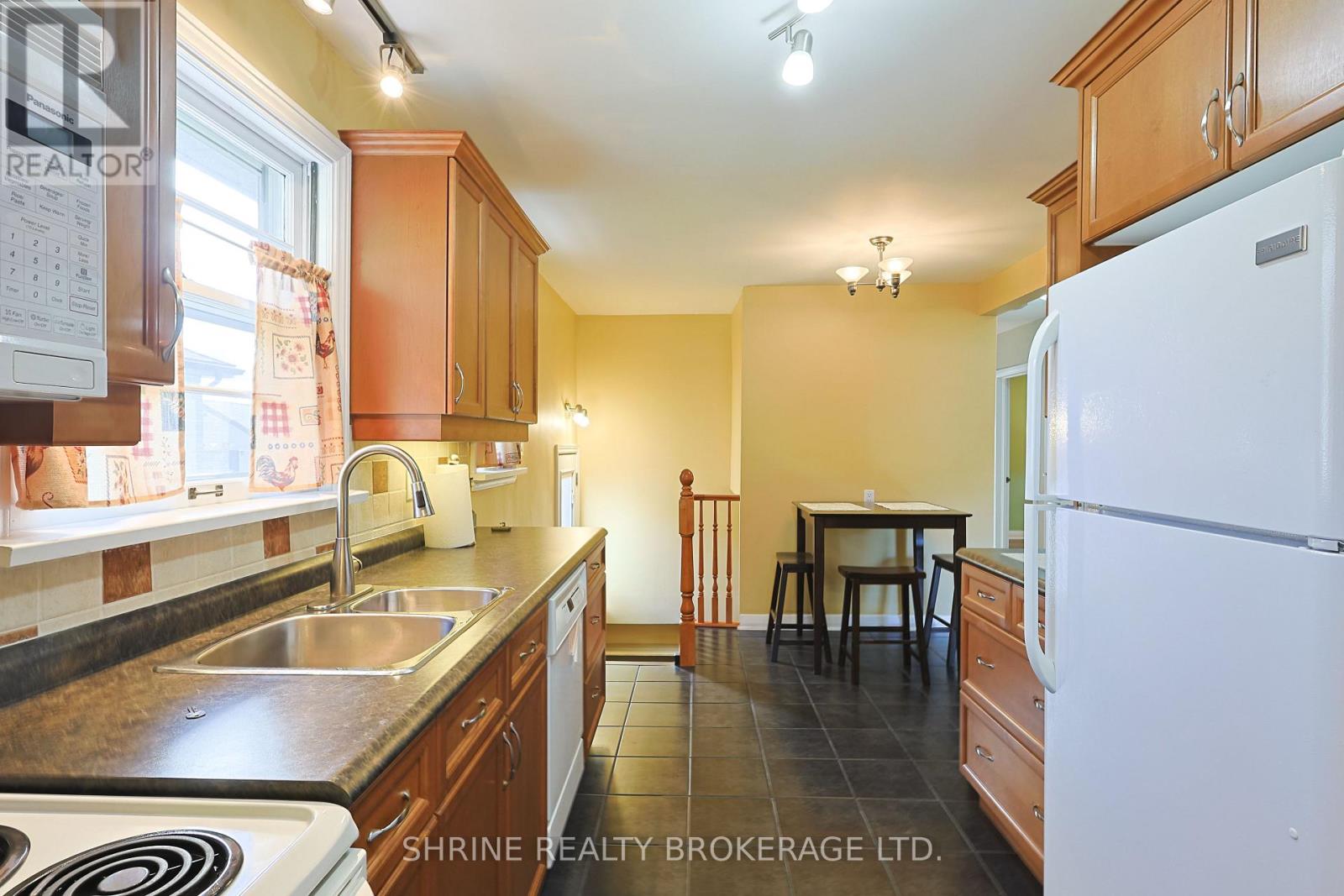 227 Sterling Street Property Photo 12