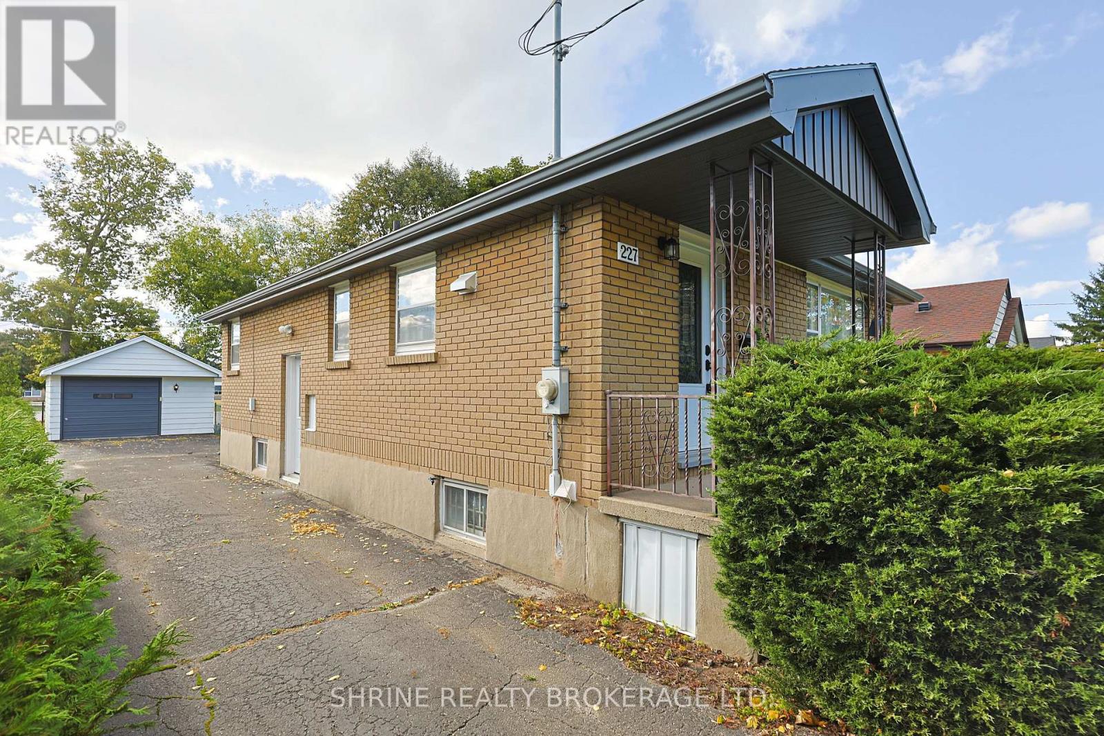 227 Sterling Street Property Photo 36