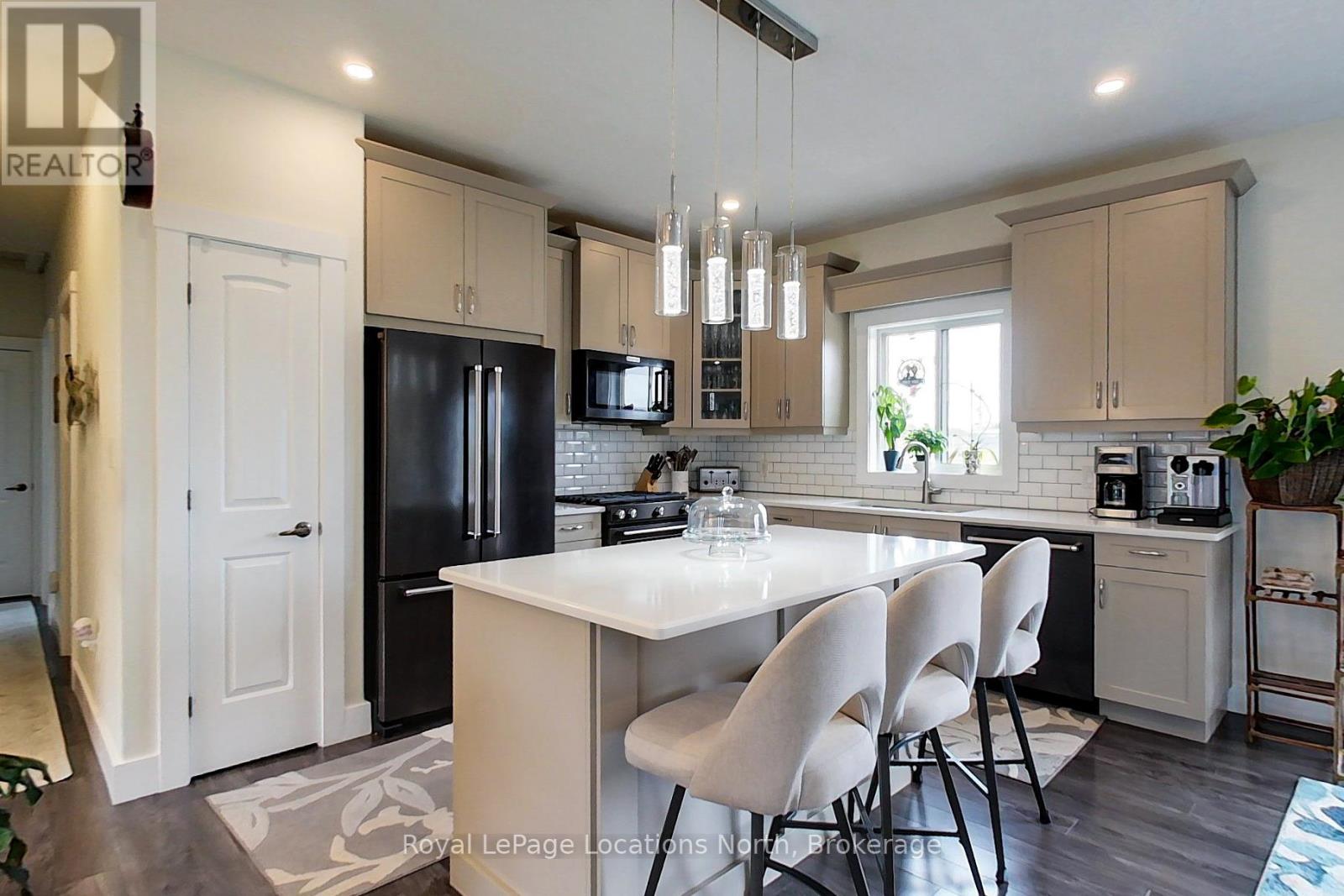 204 Mactay Drive Property Photo 10