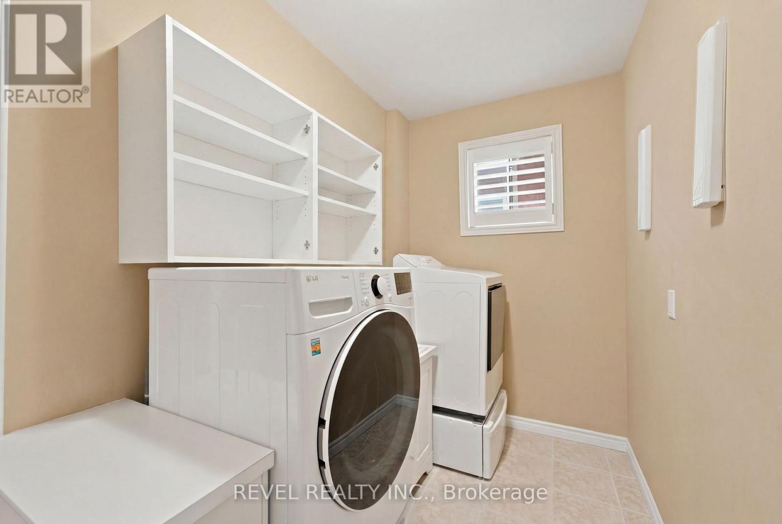 207 Valridge Drive Property Photo 14