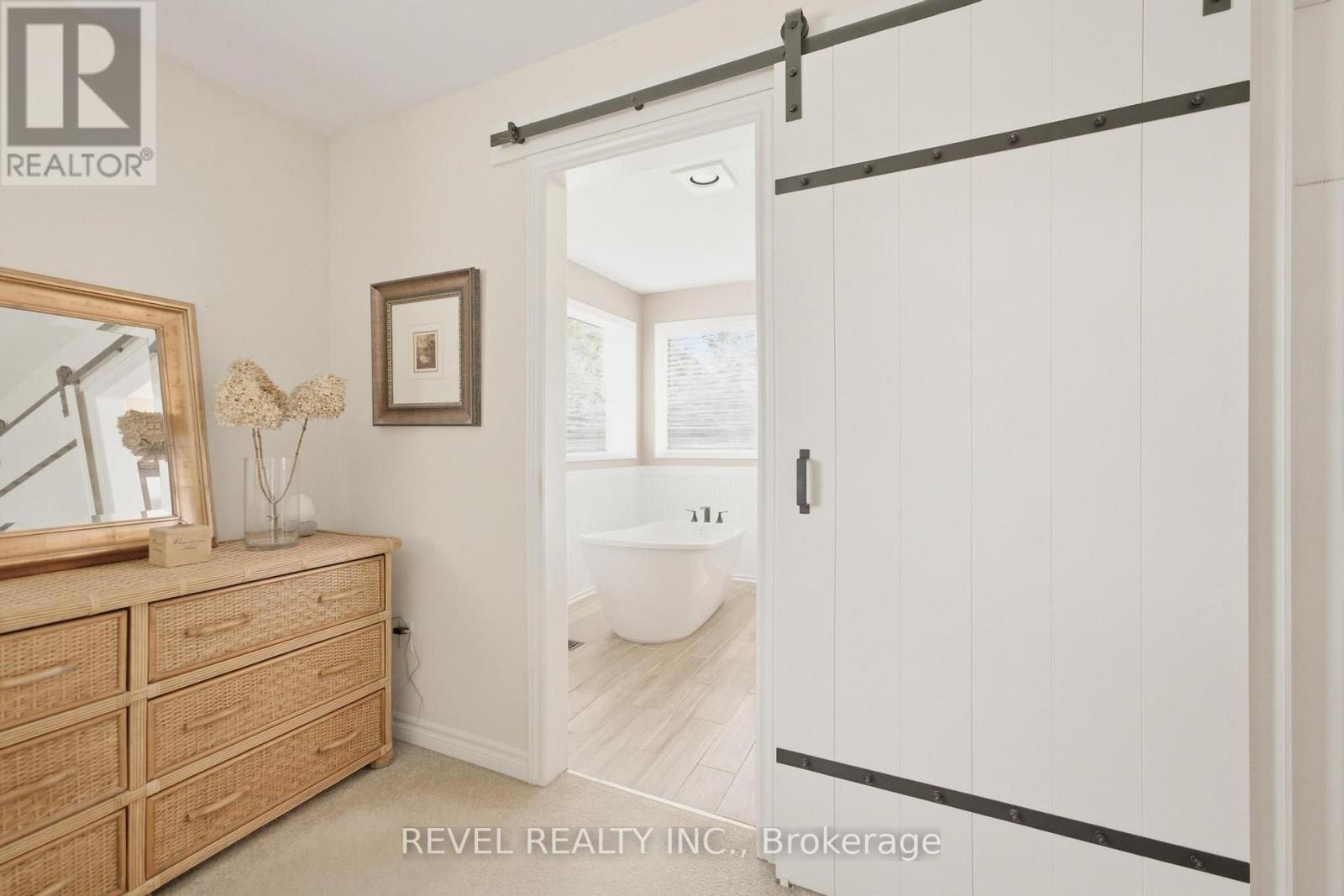 207 Valridge Drive Property Photo 22