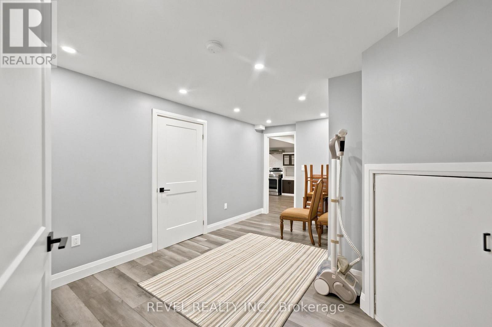 207 Valridge Drive Property Photo 30