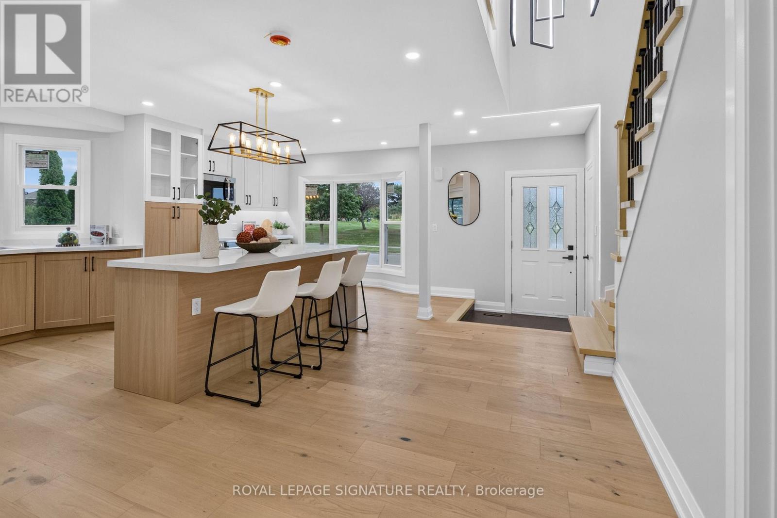 20 Sunvale Place Property Photo 6