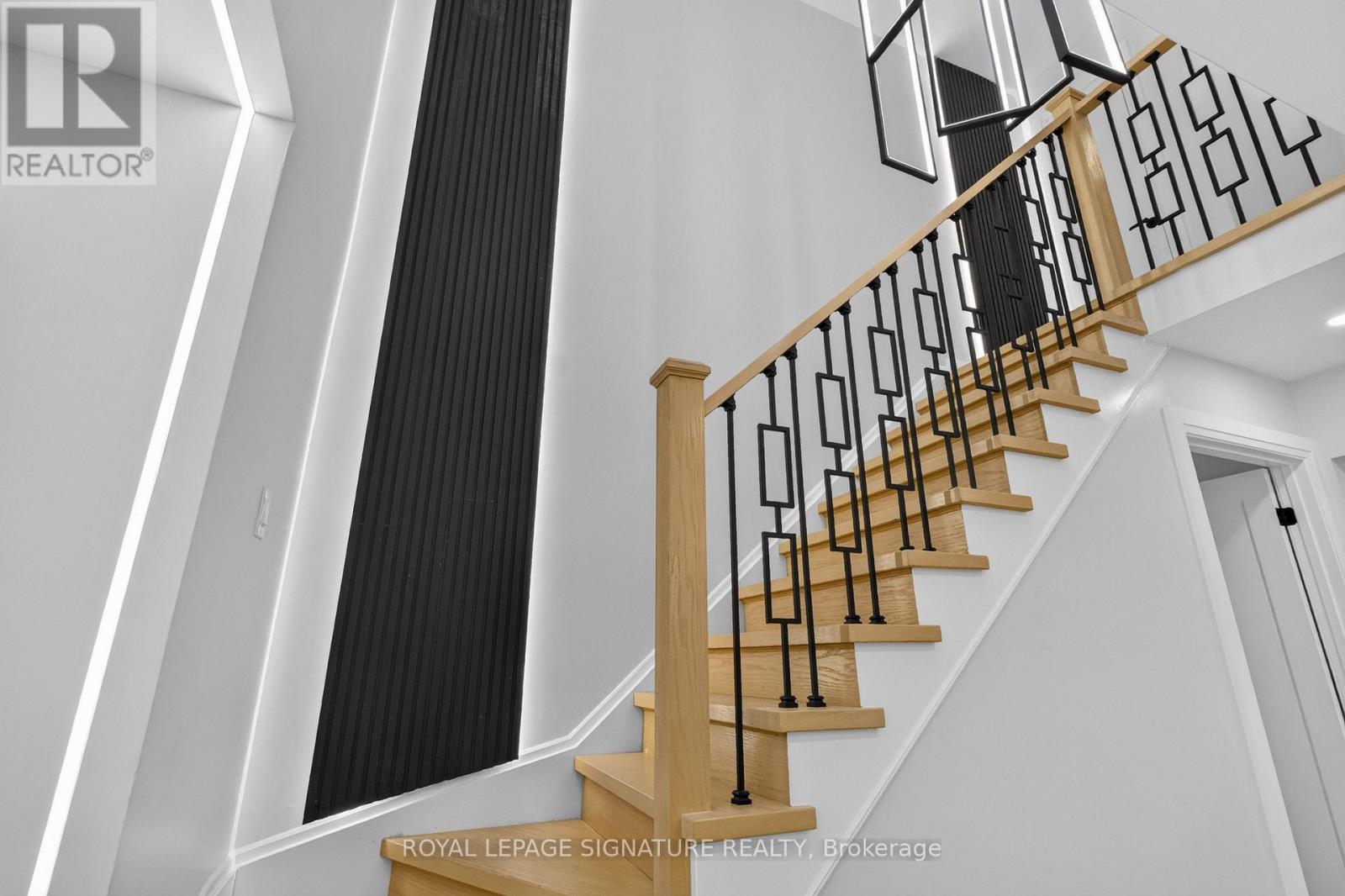 20 Sunvale Place Property Photo 27