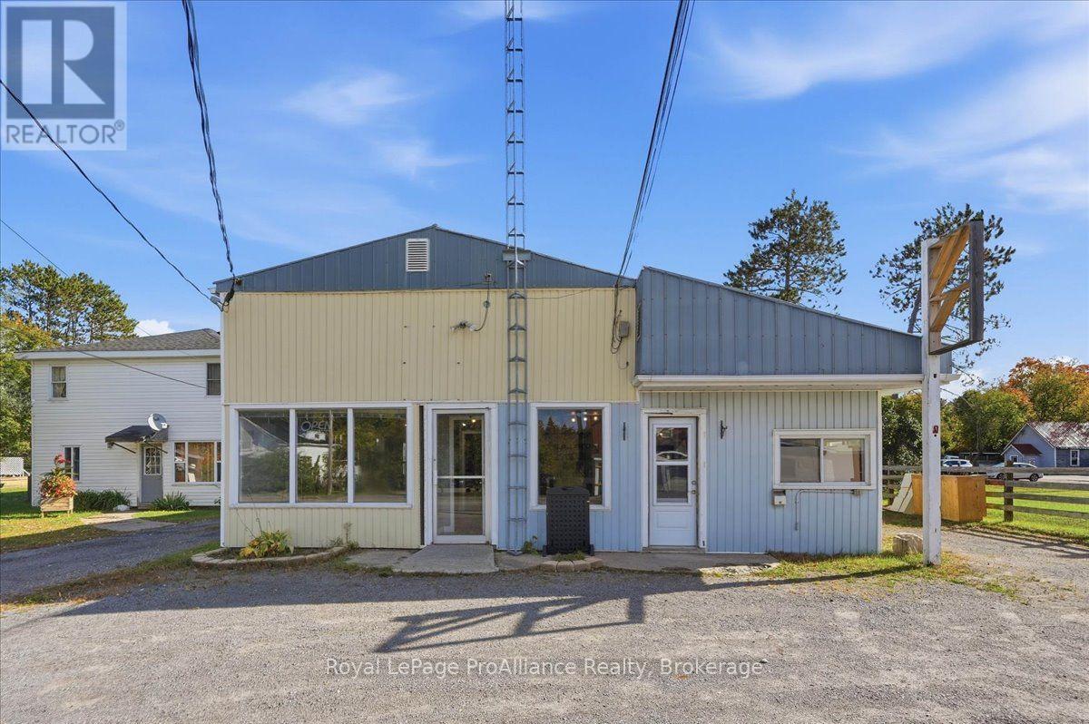 12269 Highway 41 Highway Property Photo 1