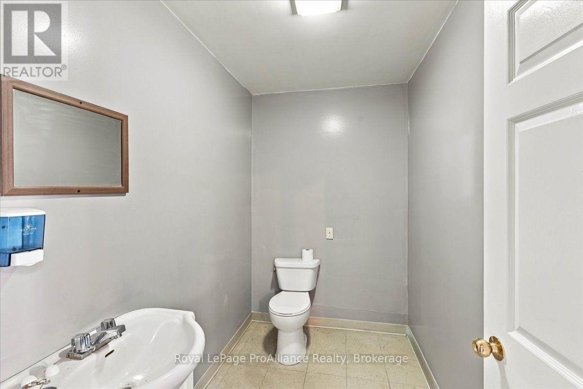 12269 Highway 41 Highway Property Photo 9