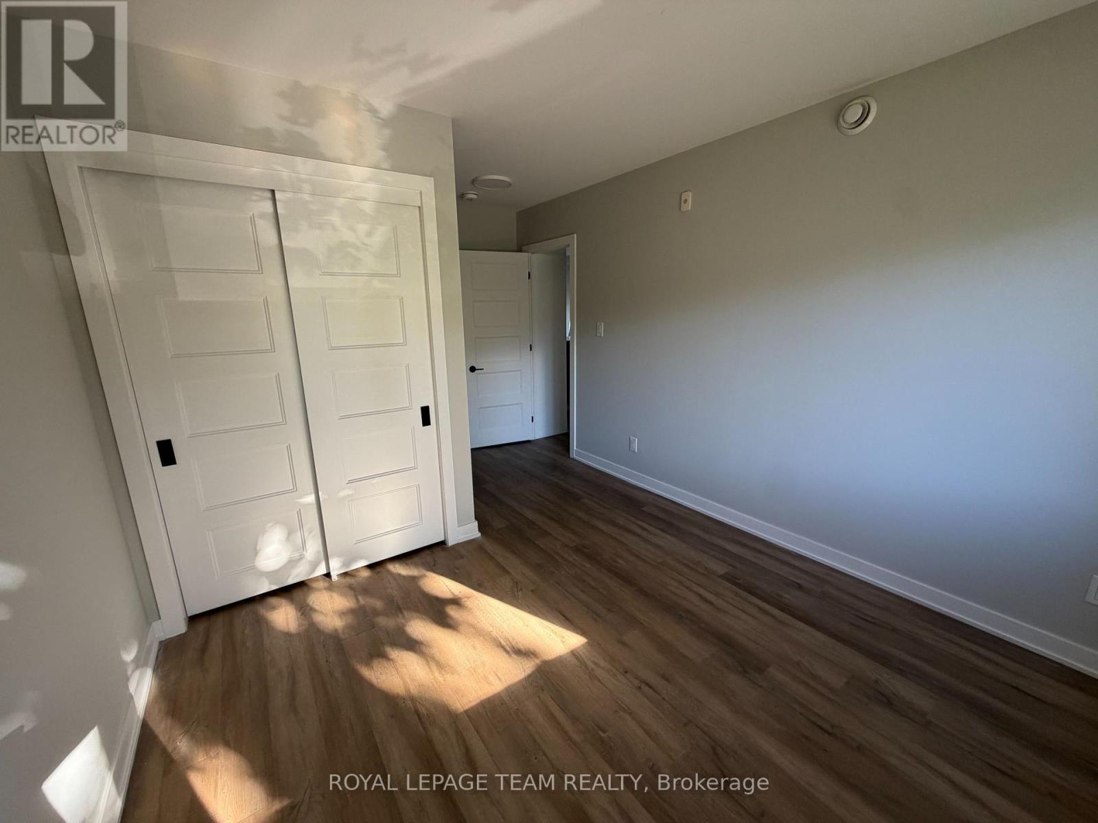 102 - 1305 Summerville Avenue Property Photo 8