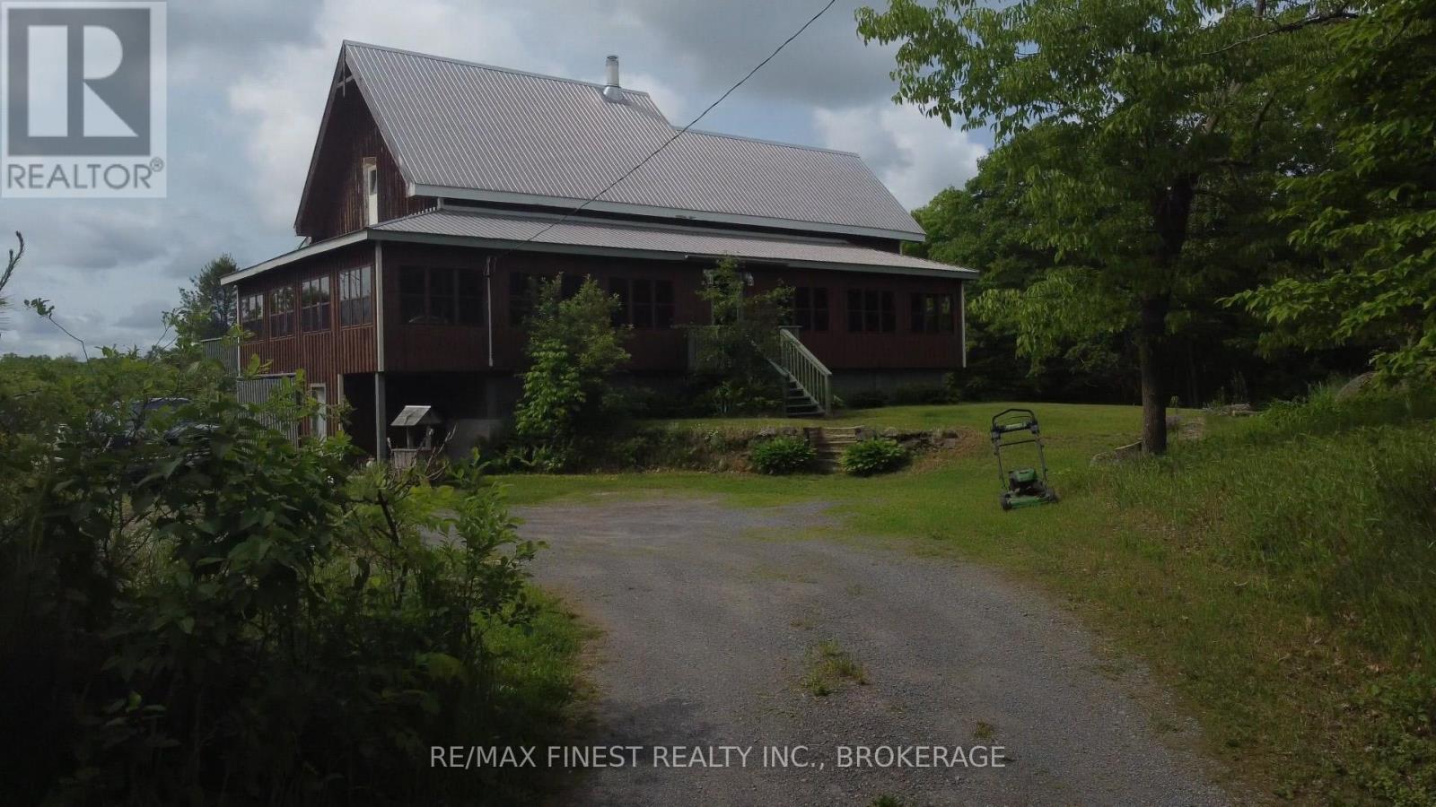 1146 Fourth Lake Road Property Photo 3