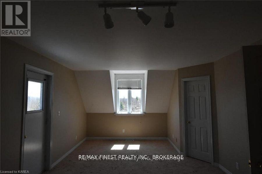 1146 Fourth Lake Road Property Photo 16