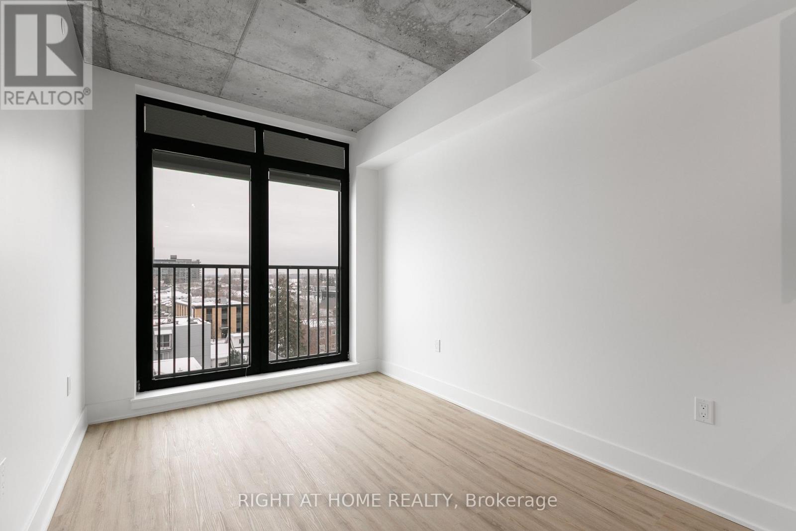 604 - 377 Winona Avenue Property Photo 8