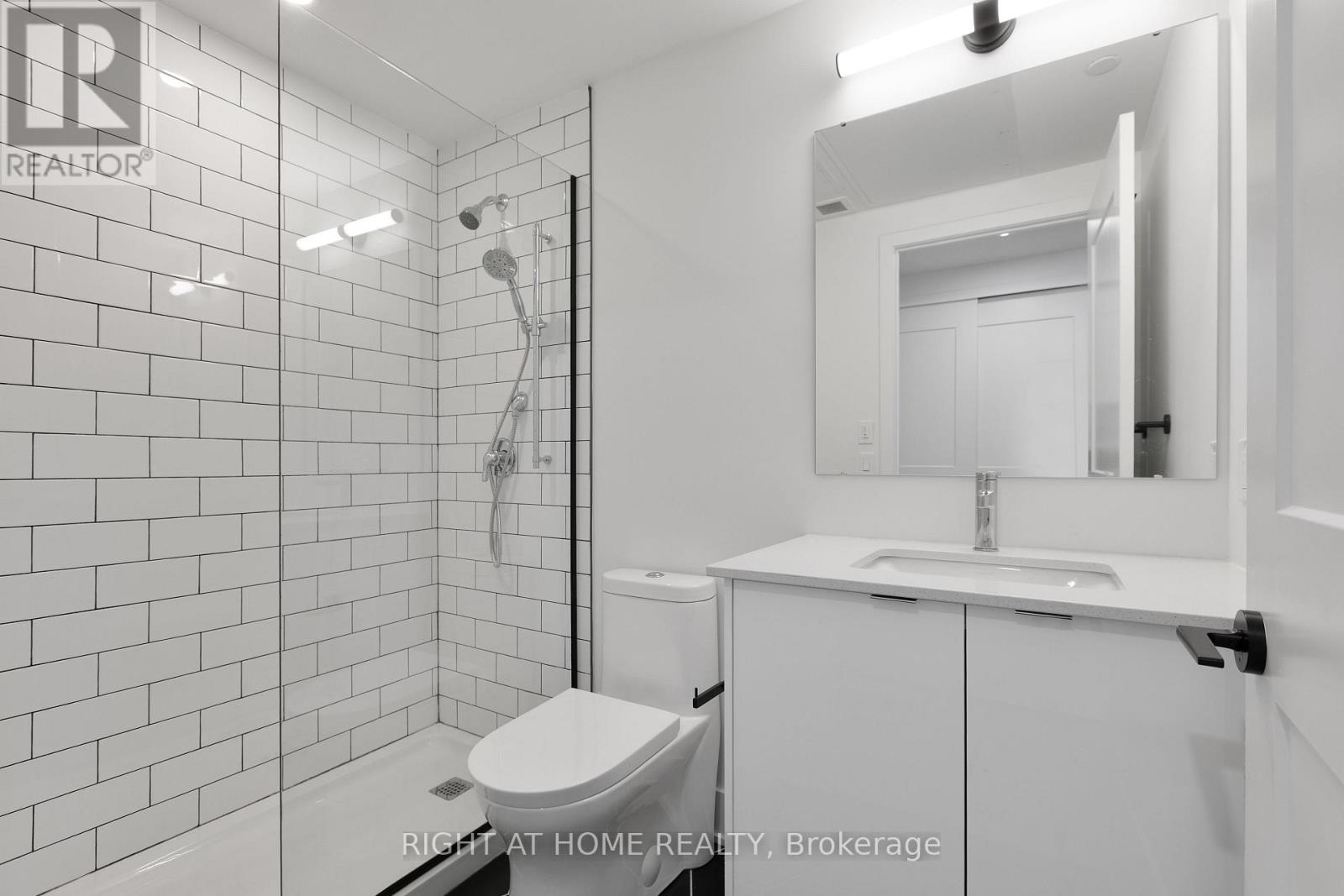 604 - 377 Winona Avenue Property Photo 11