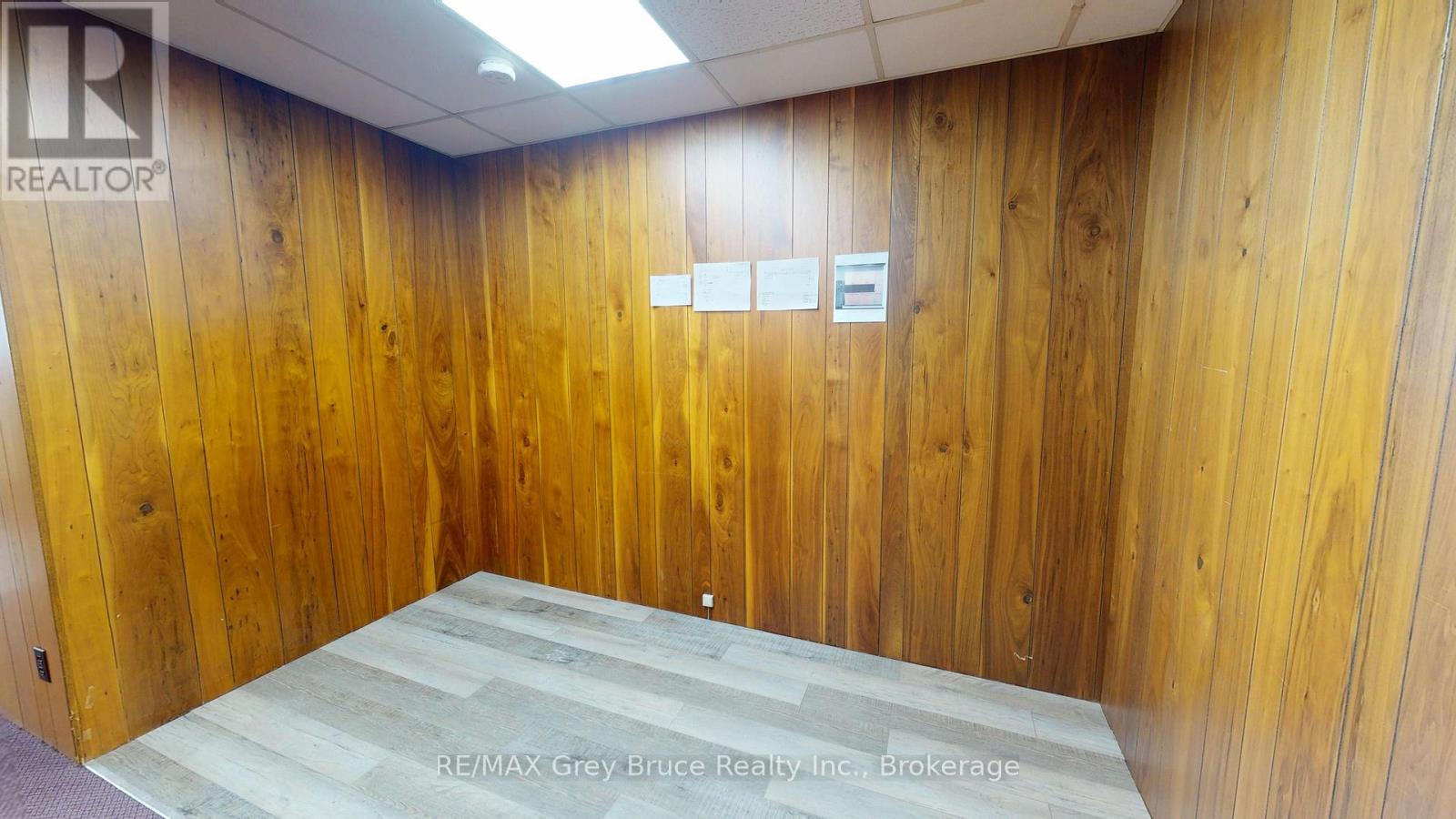 62 1st Avenue S Property Photo 10