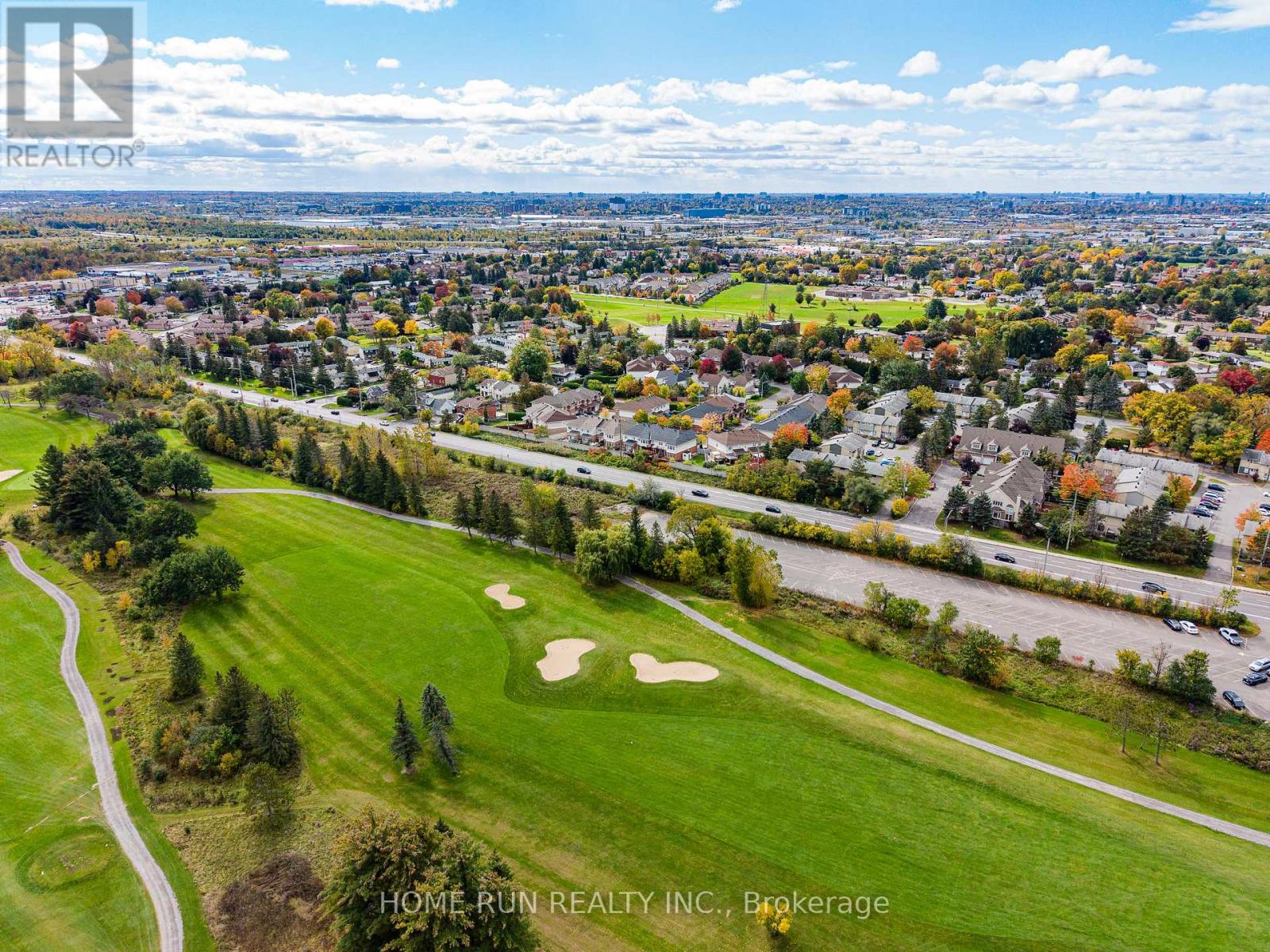 221 Royal Gala Private Property Photo 44