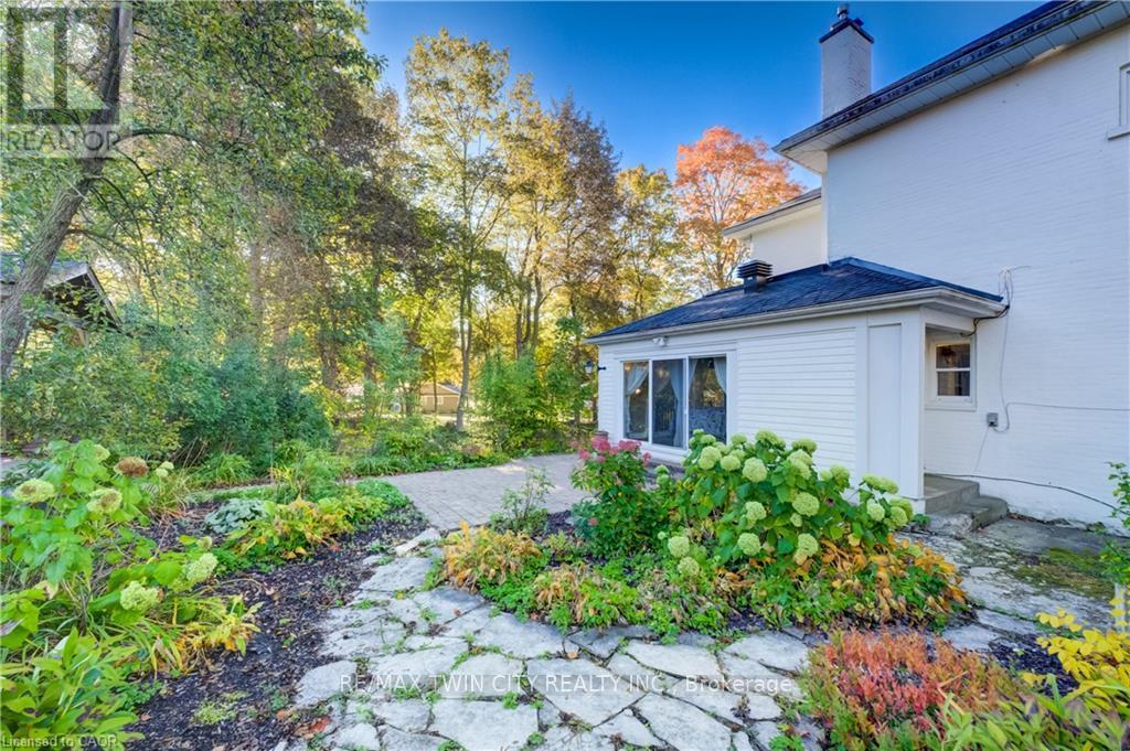 119 John Street Property Photo 43