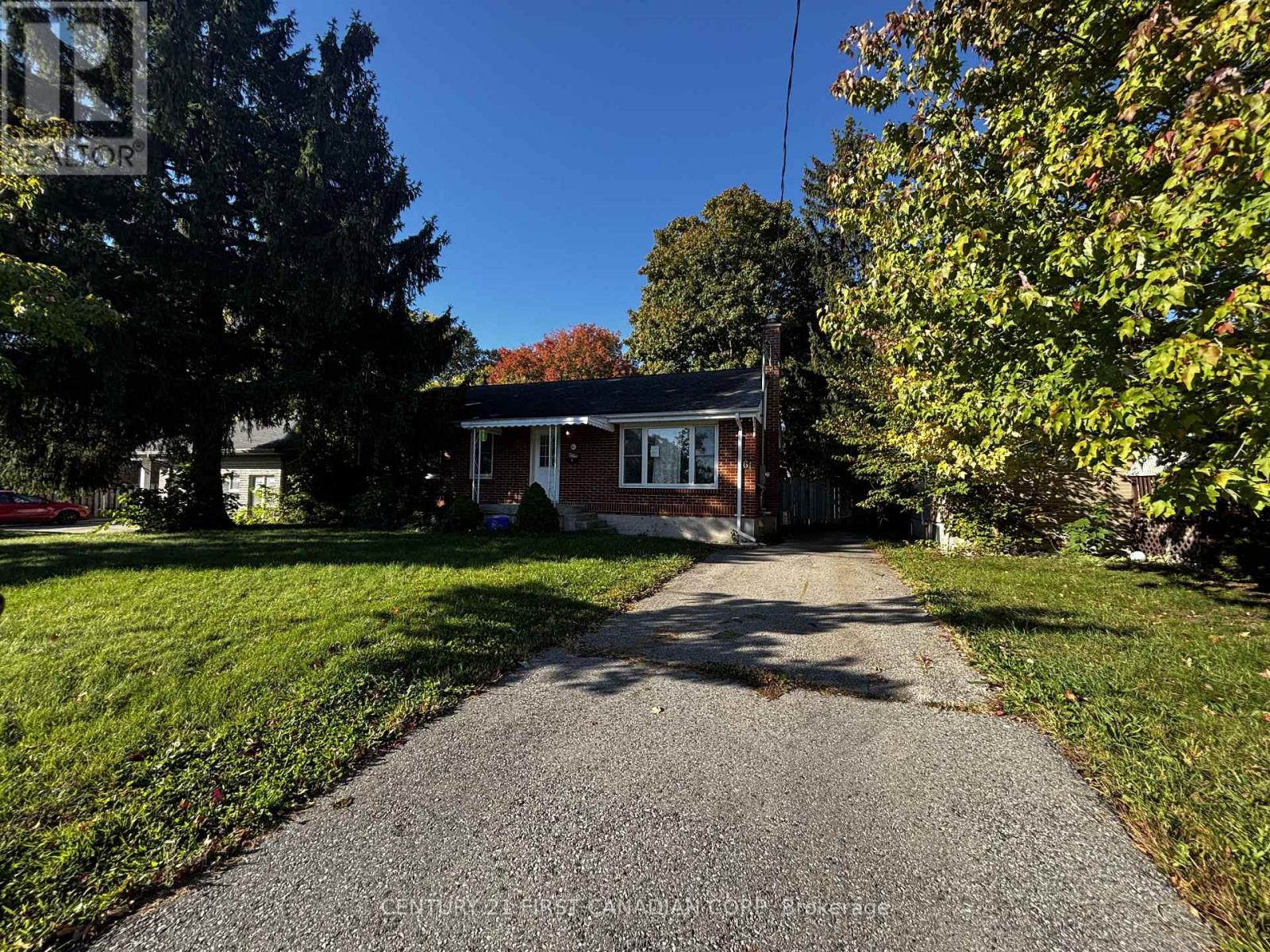 61 WISTOW STREET Property Photo 1