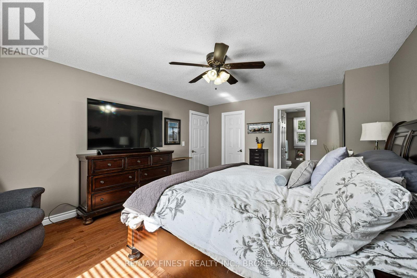 2032 Valleyview Drive Property Photo 24