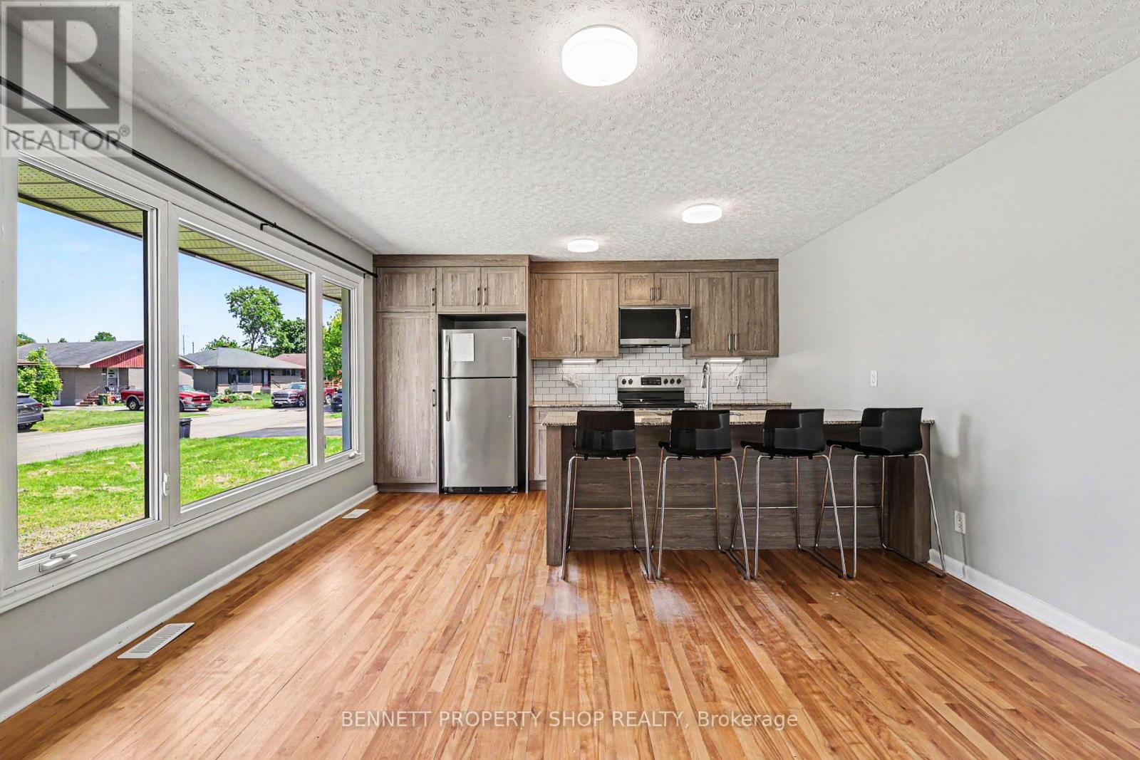 1308 Rustic Drive Property Photo 3