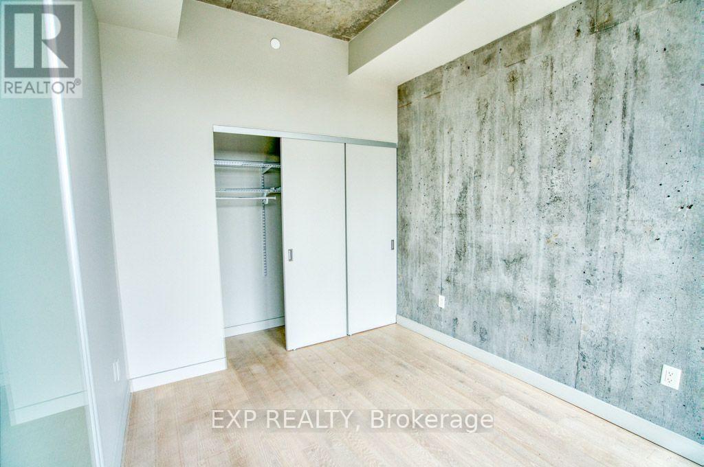 401 - 224 Lyon Street N Property Photo 5