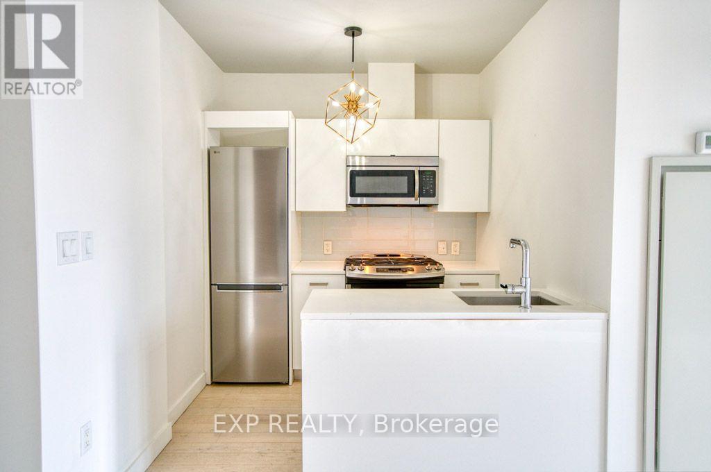 401 - 224 Lyon Street N Property Photo 12
