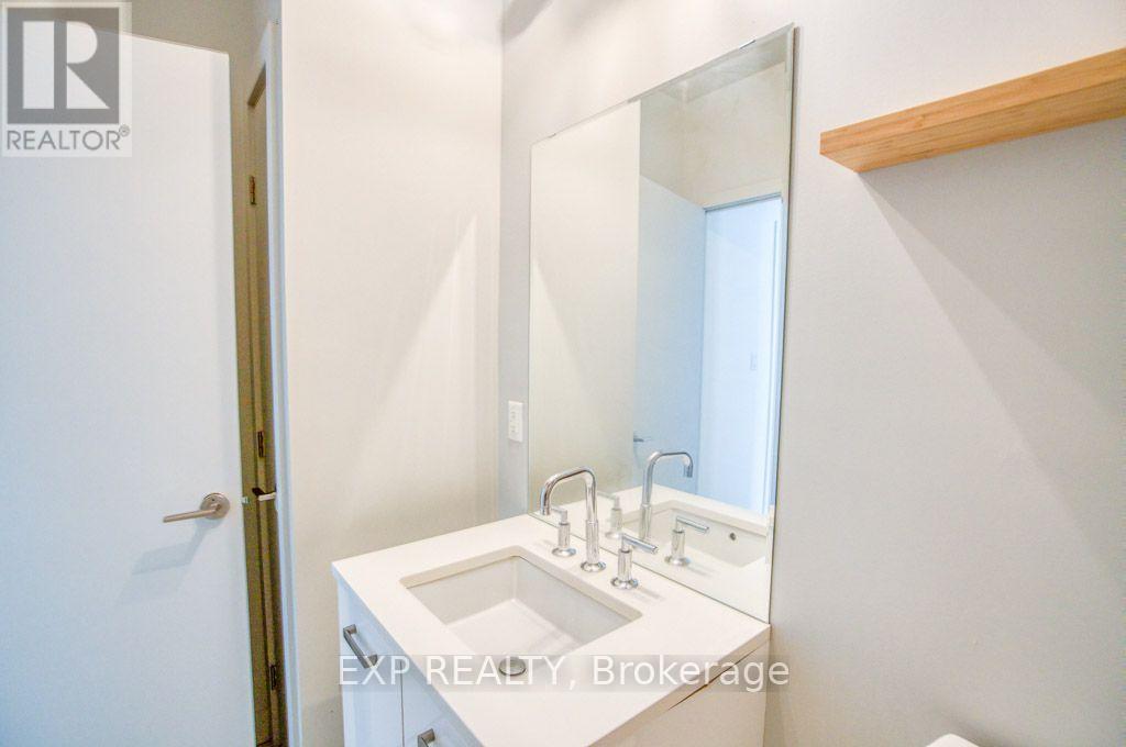 401 - 224 Lyon Street N Property Photo 15