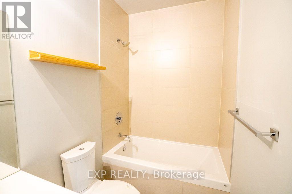 401 - 224 Lyon Street N Property Photo 18