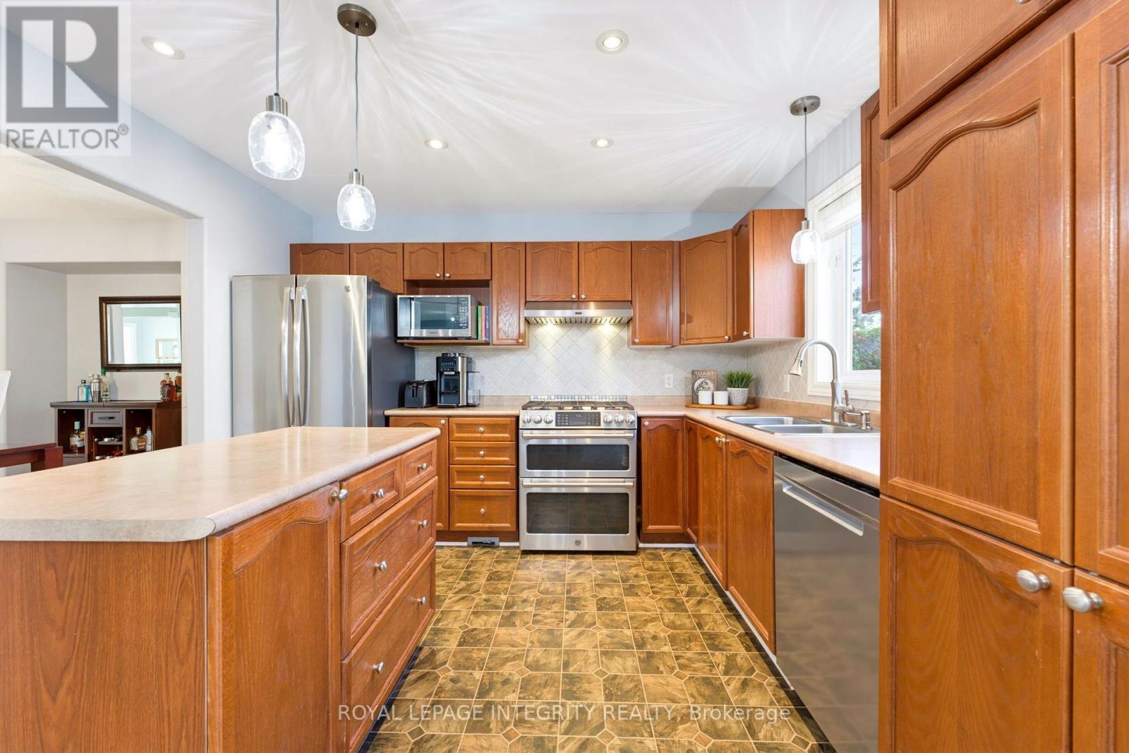 20 Merlin Street Property Photo 14