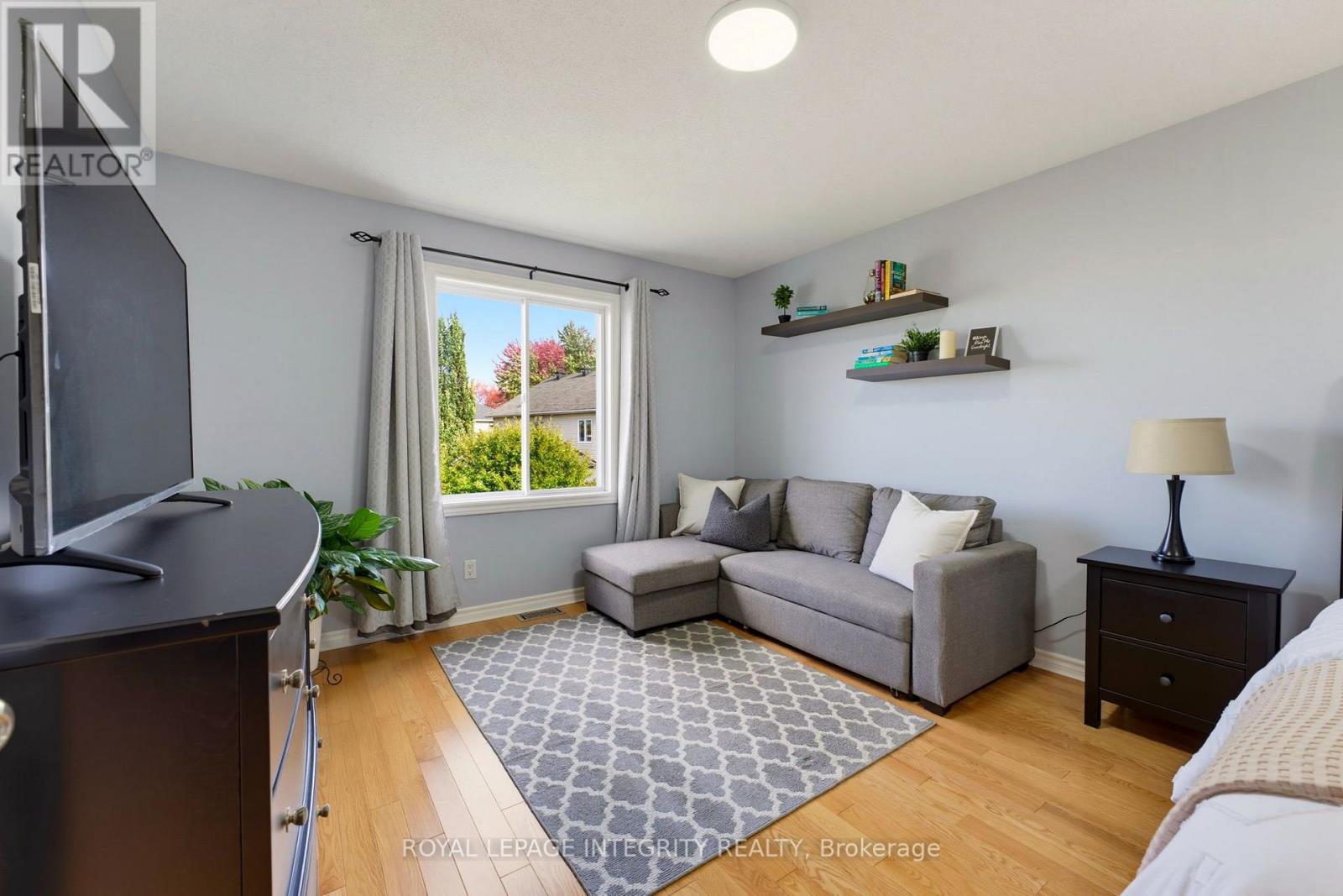 20 Merlin Street Property Photo 22