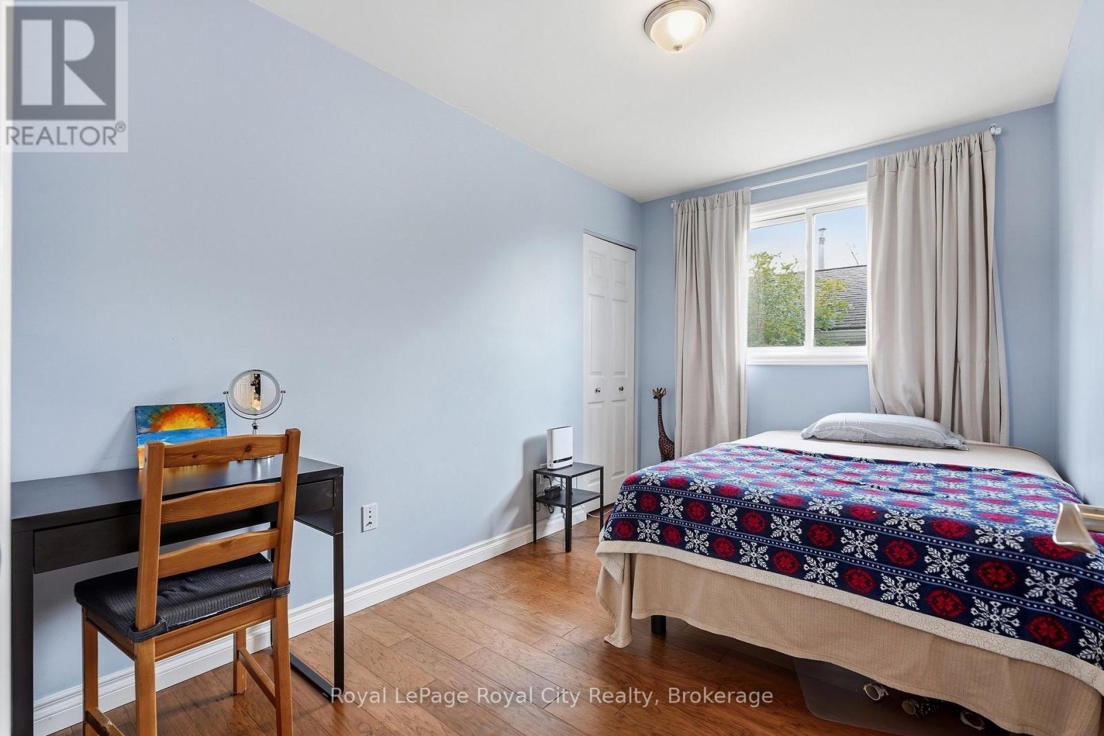 Upper - 37 Mcilwraith Crescent Property Photo 18
