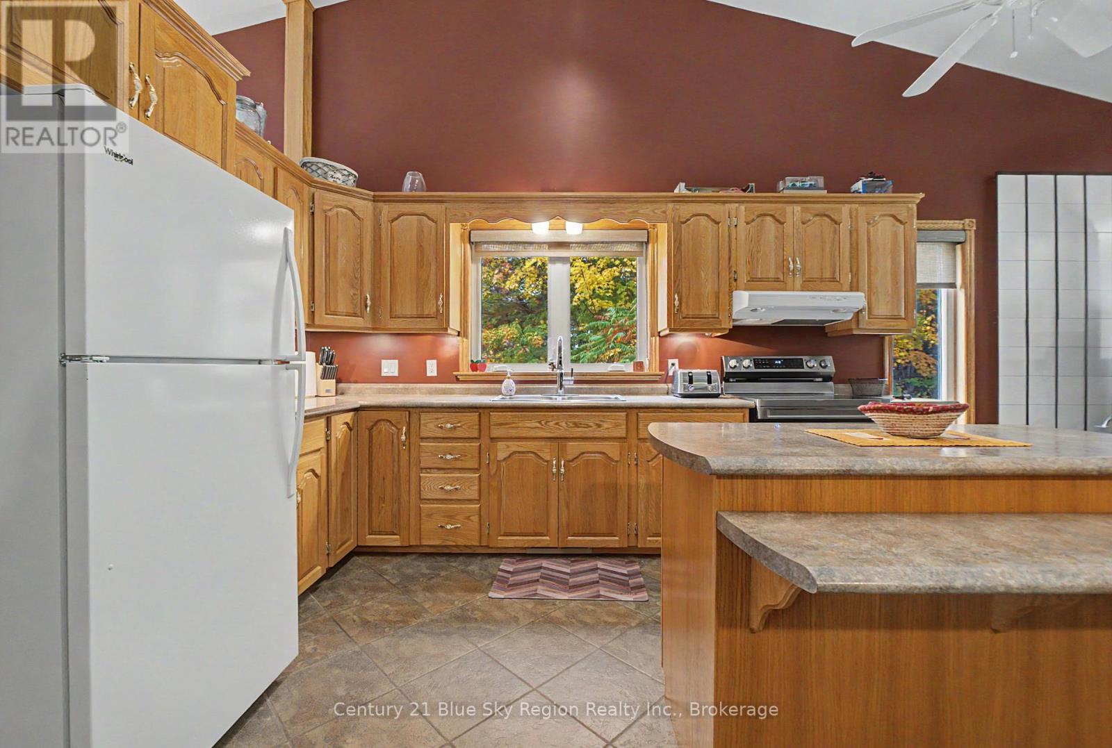 188 Paradis Street Property Photo 5