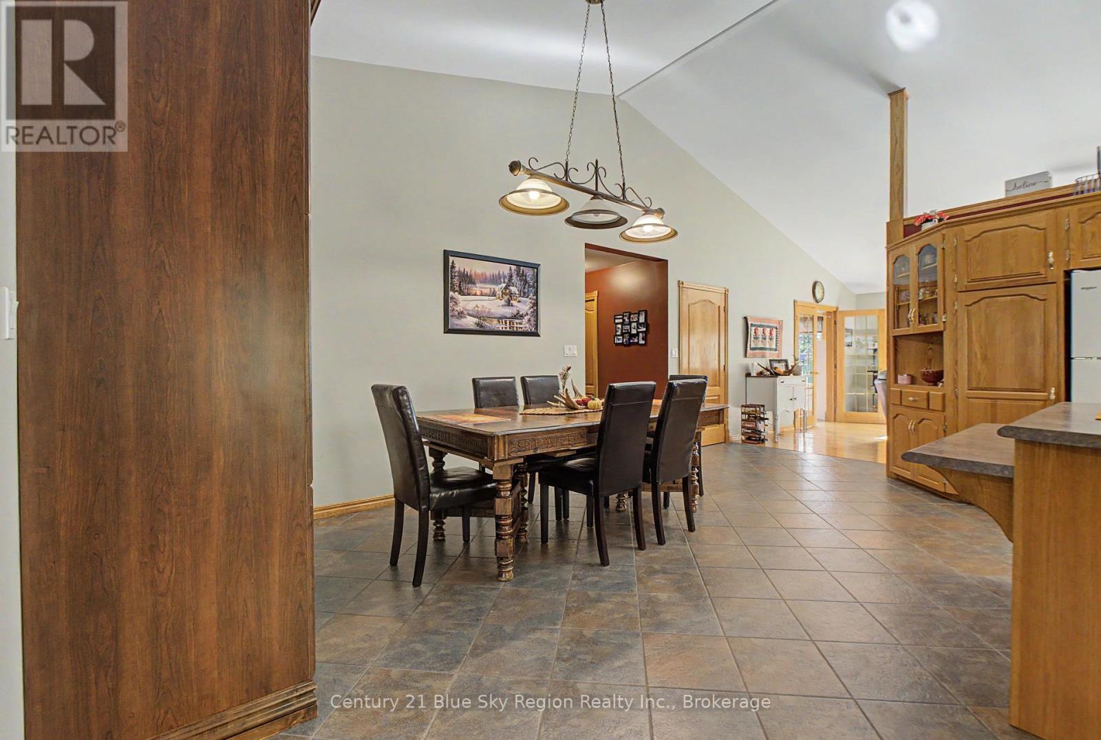 188 Paradis Street Property Photo 9