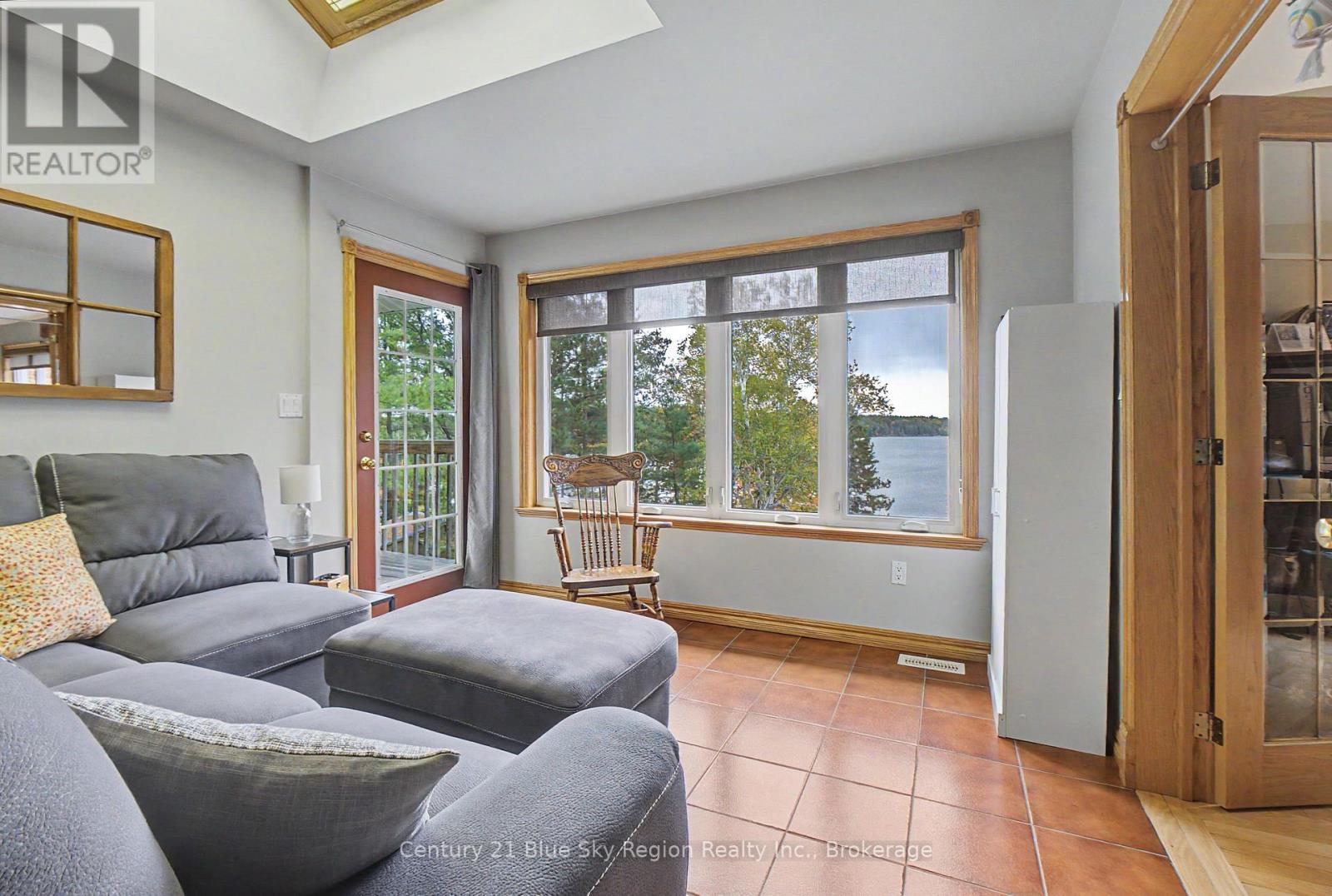 188 Paradis Street Property Photo 10