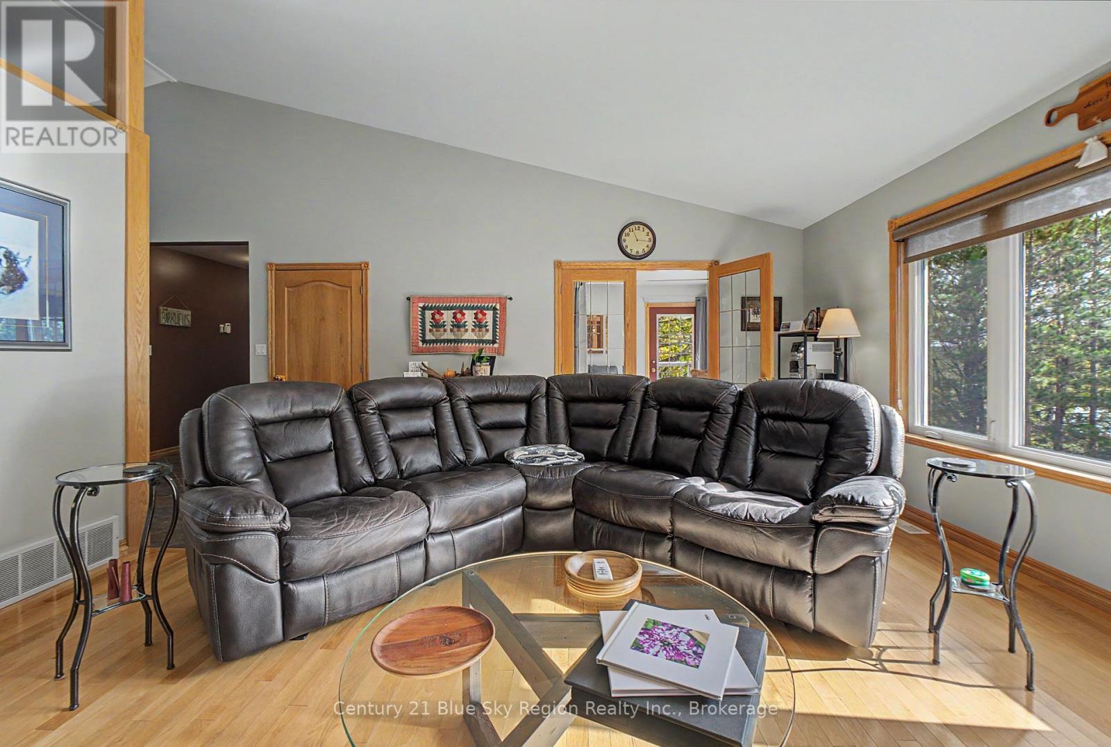 188 Paradis Street Property Photo 14