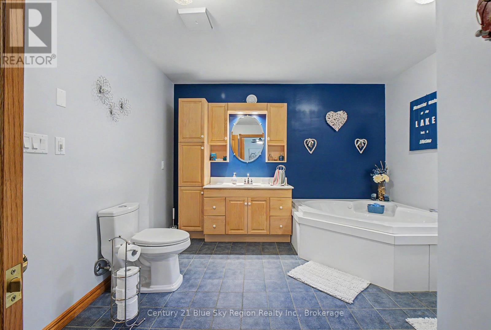 188 Paradis Street Property Photo 17