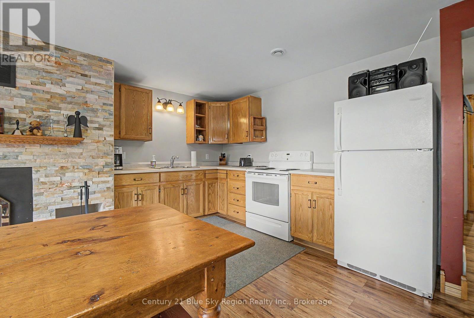188 Paradis Street Property Photo 23